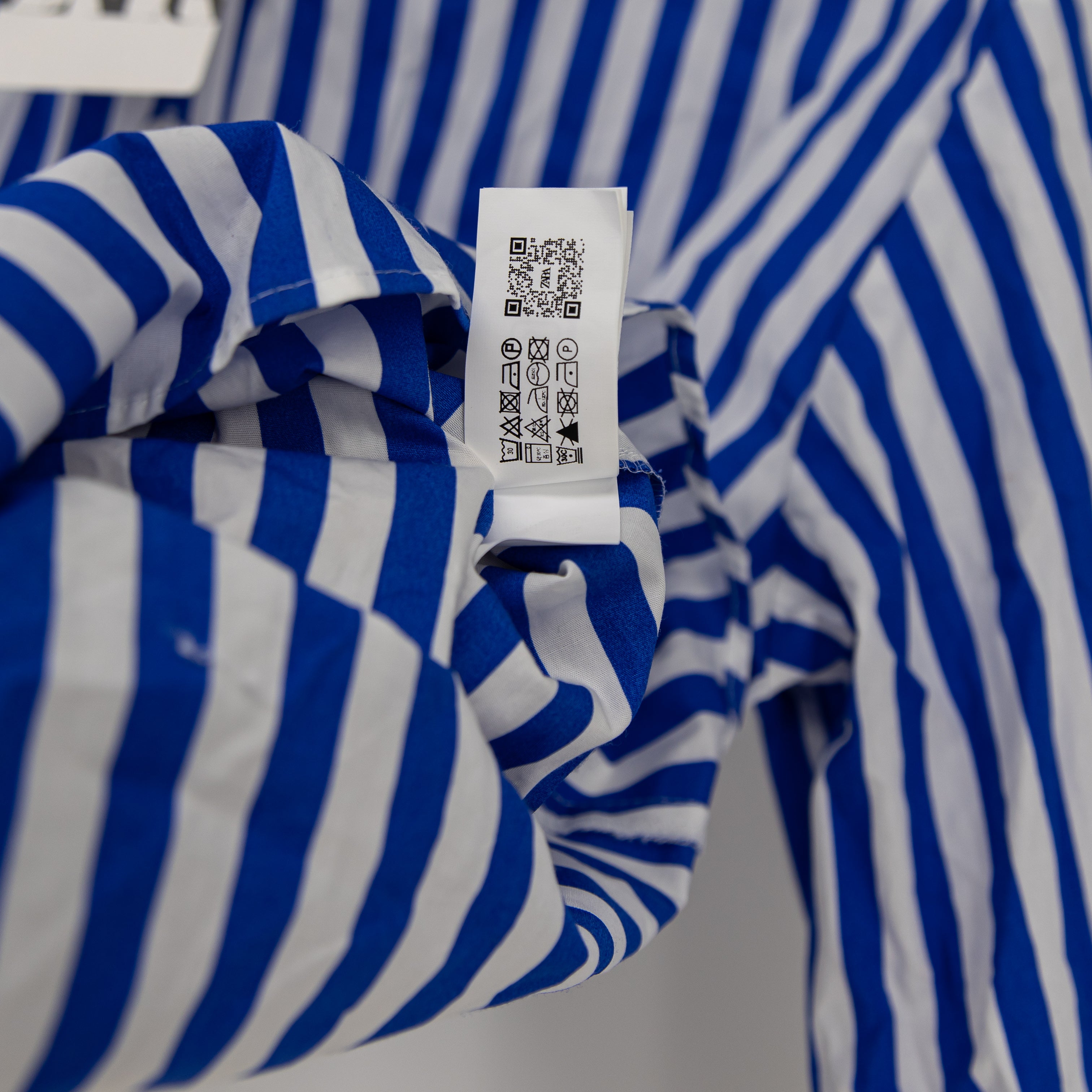 NEW Zara Blue White Stripe Print Pattern Collared Button Down Long Sleeve Shirt