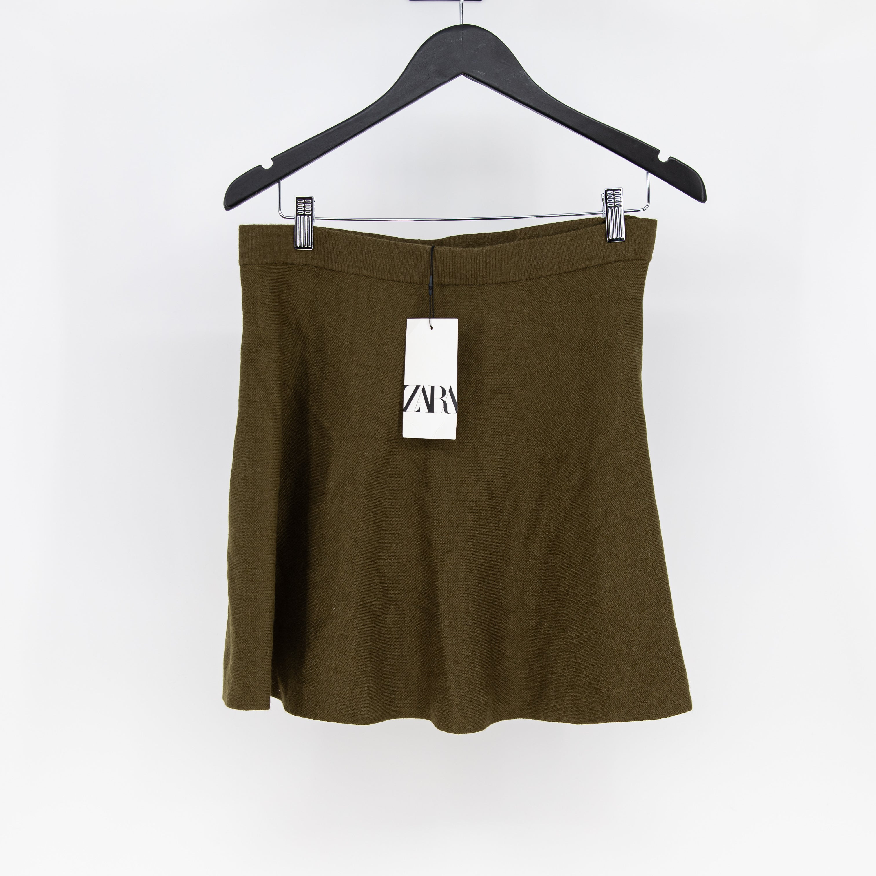 NEW Zara Stretch Knit Pull On Mid Rise Sweater Knit Mini Skirt Olive Green Large