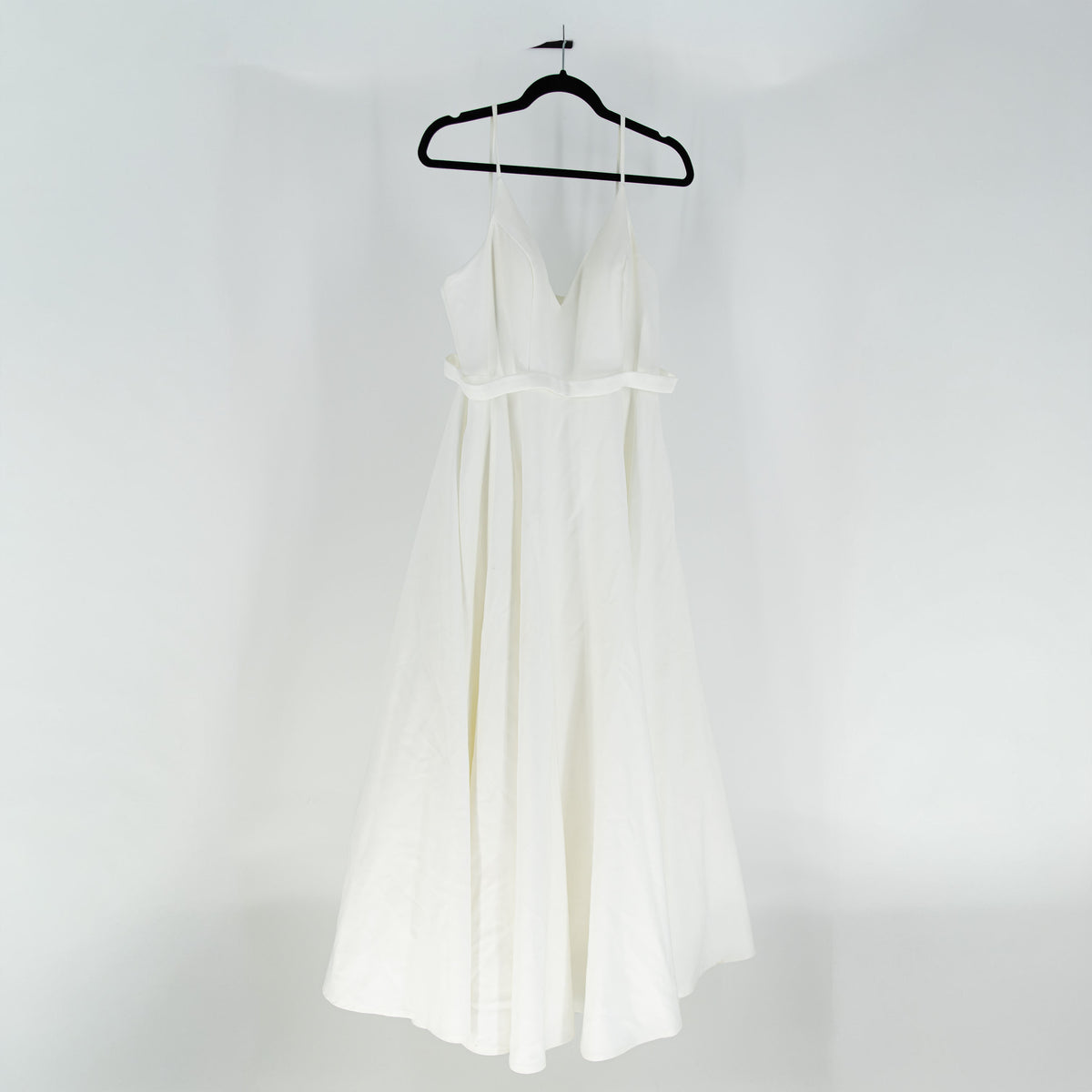 Mac Duggal White Classic ALine V Neck Ball Gown Dress Bridal Bride Wedding 48855