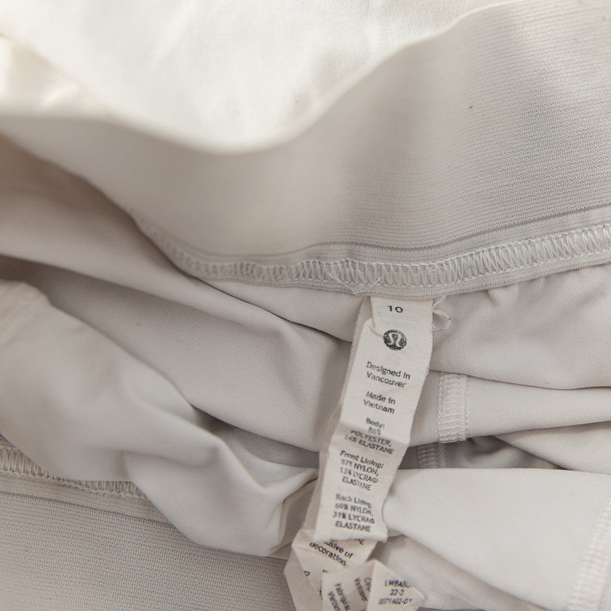 Lululemon Women's Court Rival Athletic High Rise Twirl Athletic Mini Skirt White