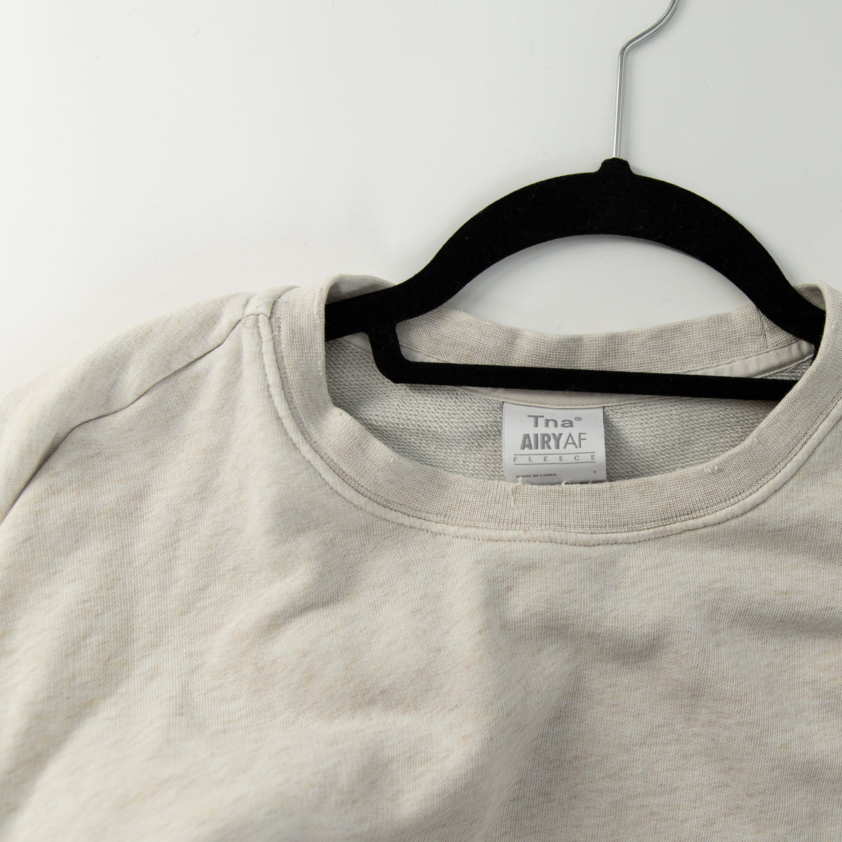 Aritzia TNA AiryAF Fleece Raw Edge Hem Crew Neck Cropped Sweatshirt Sweater Gray