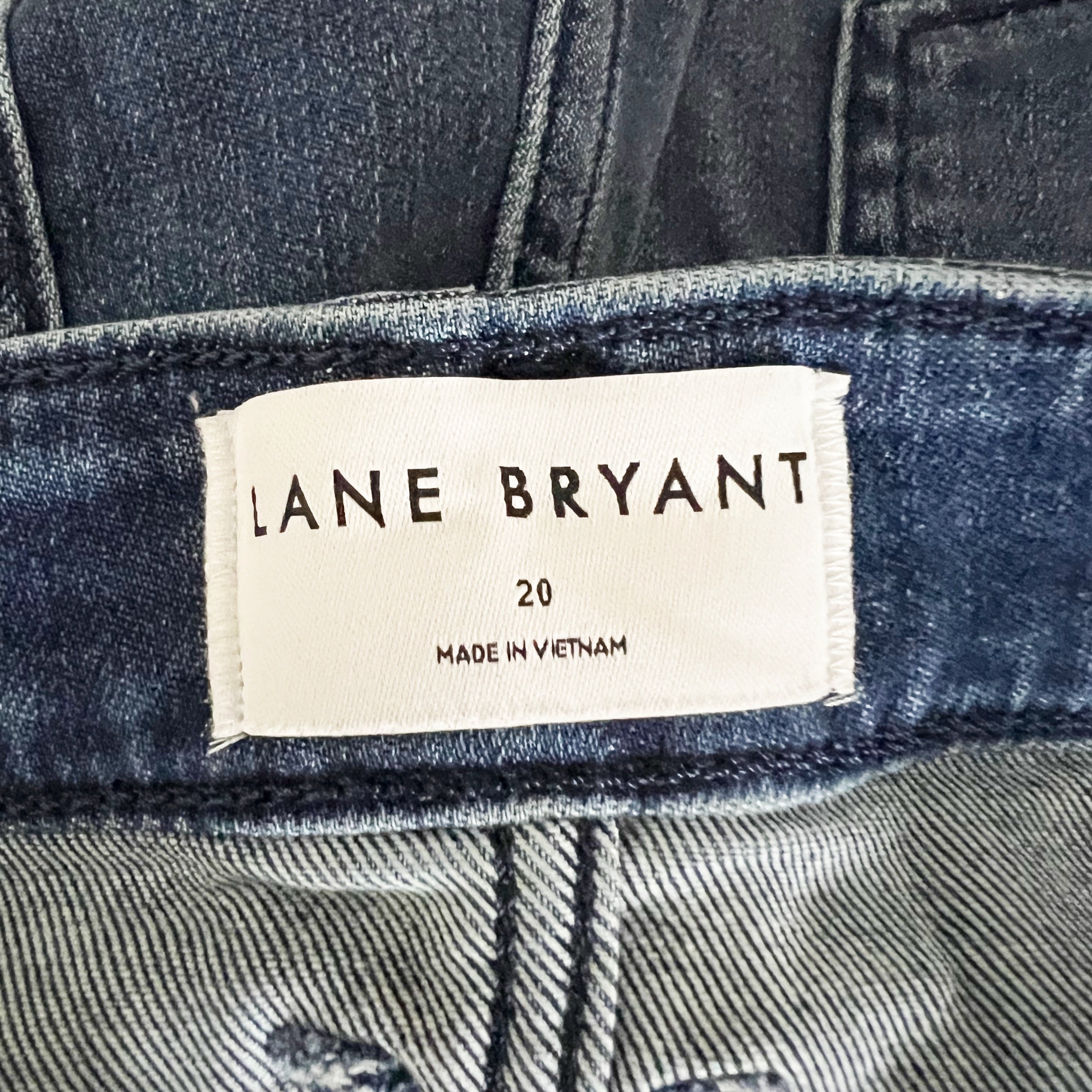 NEW Lane Bryant Signature Boot Cut Flare High Rise Dreamfeel Denim Jeans 20