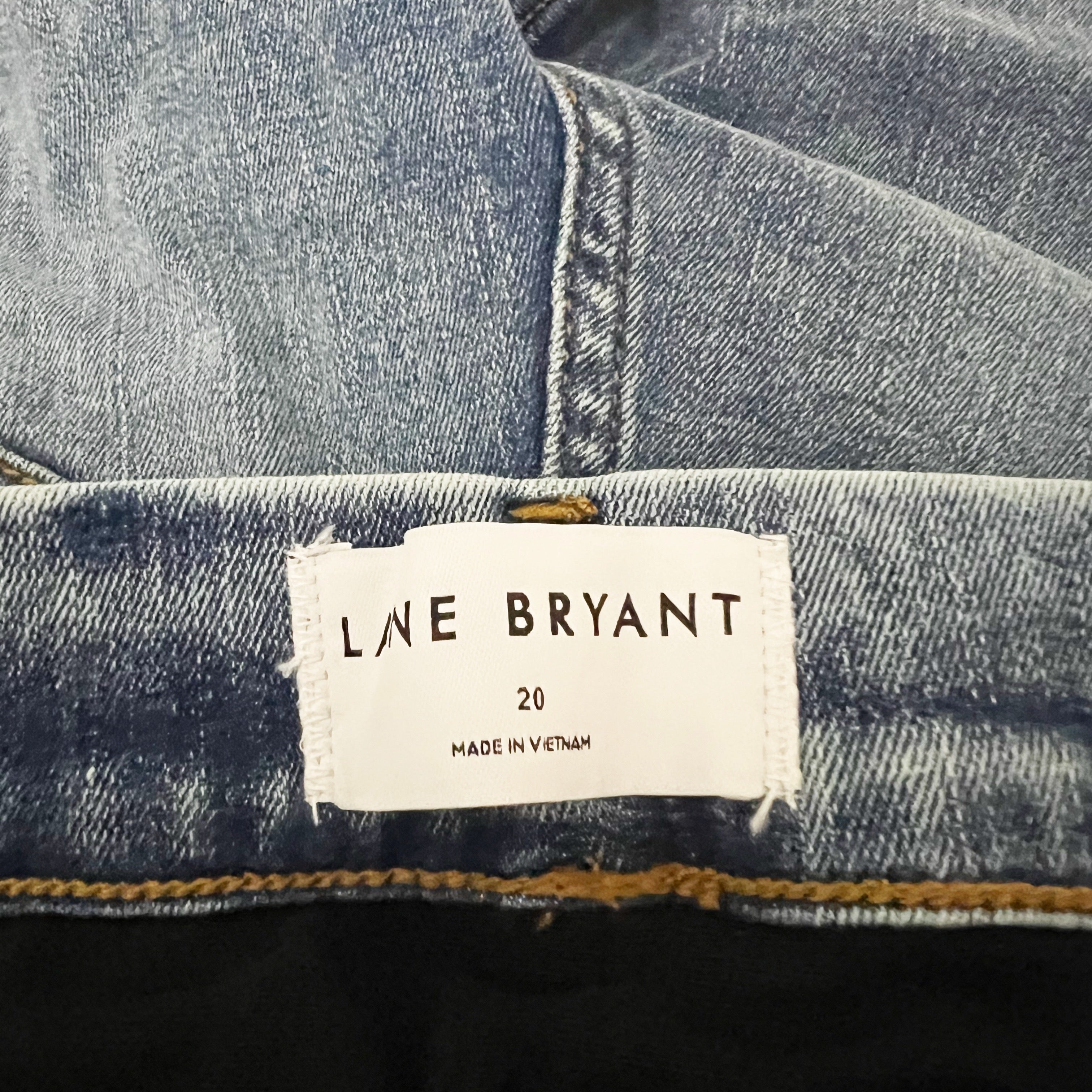 NEW Lane Bryant Tighter Tummy Full On Flare High Rise Cotton Stretch Denim Jeans