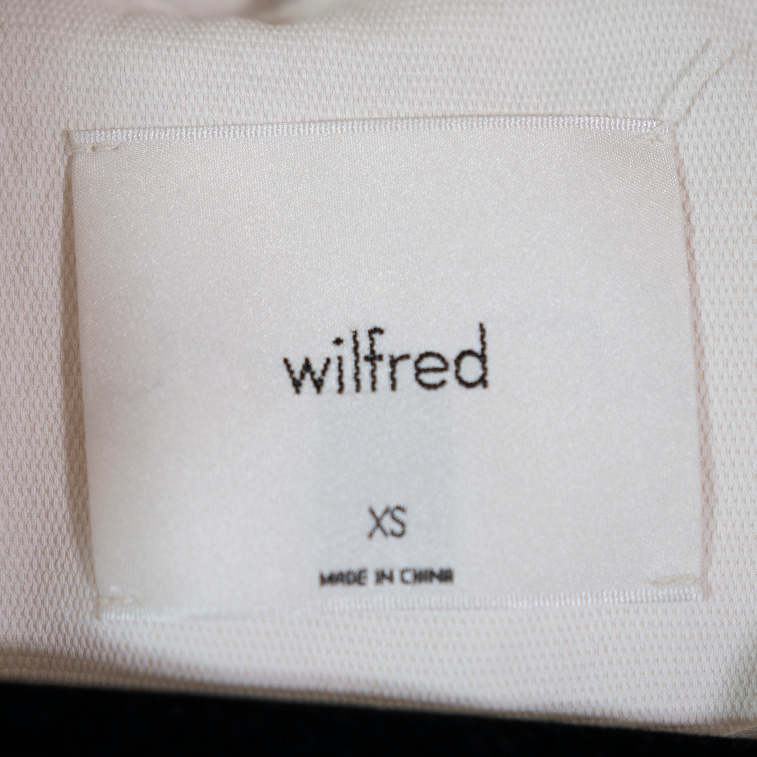 Wilfred Aritzia Lightweight Collared Button Front Belted Midi Trench Coat Ivory
