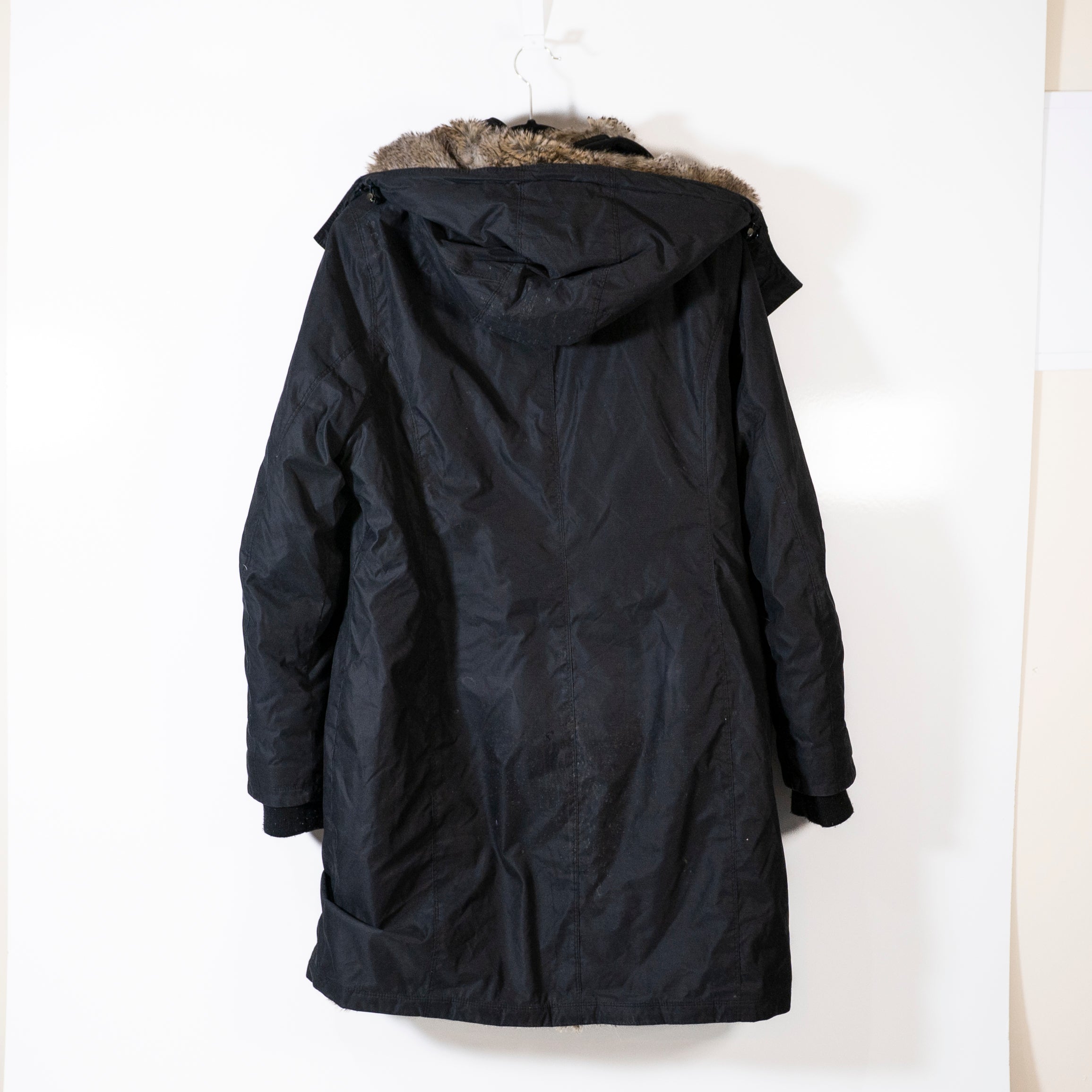 Babaton Aritzia Women's Faux Vegan Fur Lined Hooded Heavy Winter Coat Jacket XL