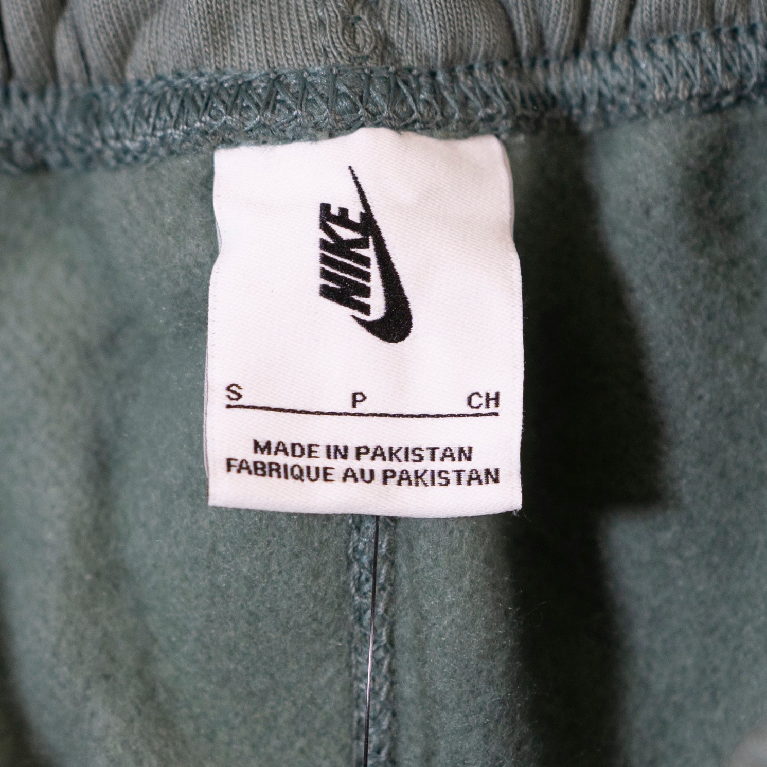 NEW Nike Men's Solo Swoosh Cuffed Fleece Sweat Pants Trousers Clay Green Small