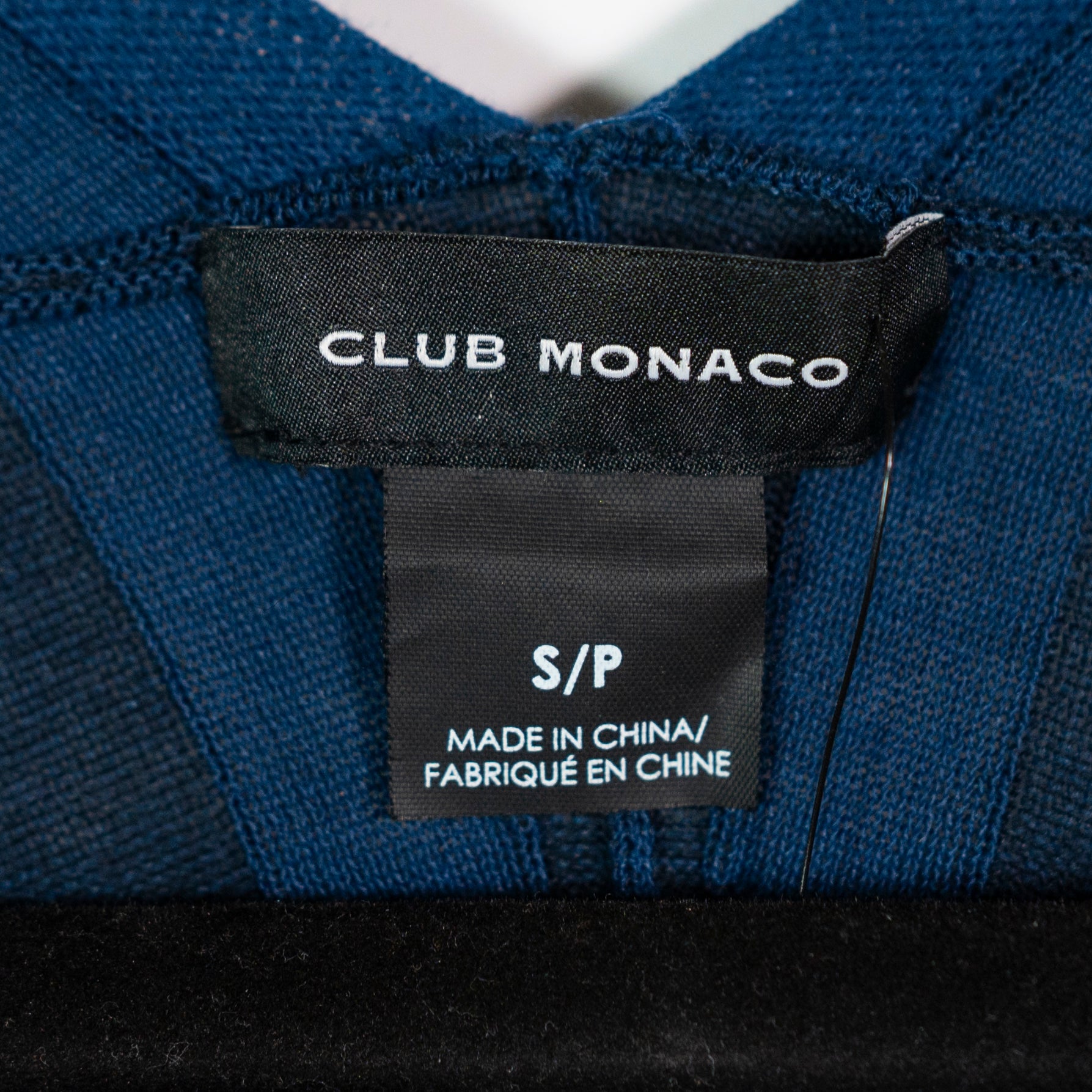 NEW Club Monaco Yakini Cotton Knit Stretch Wrap V Neck Sweater Navy Blue Marine