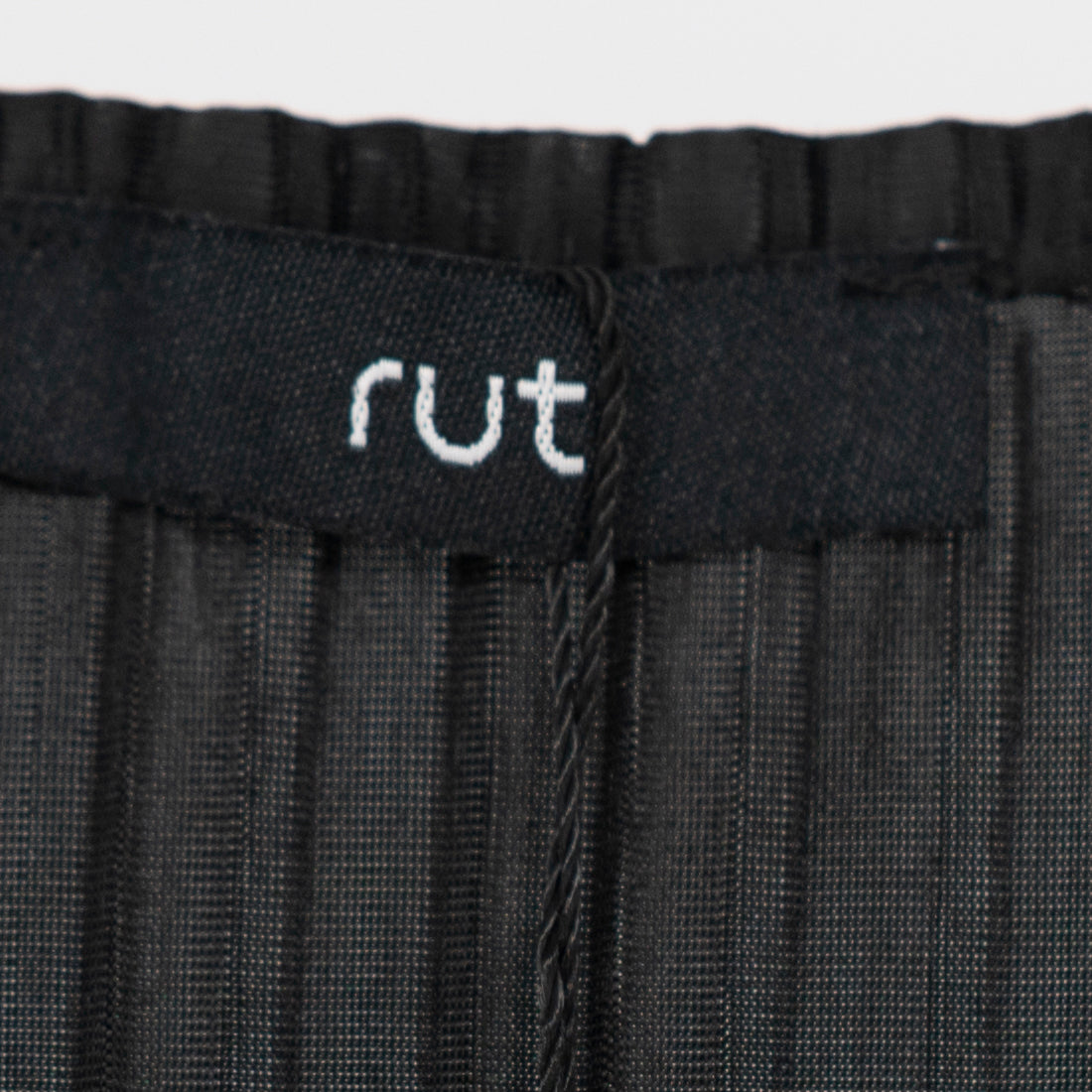 NEW Ruti Relaxed Pleated Long Sleeve Lightweight Blouse Shirt Top Black Medium