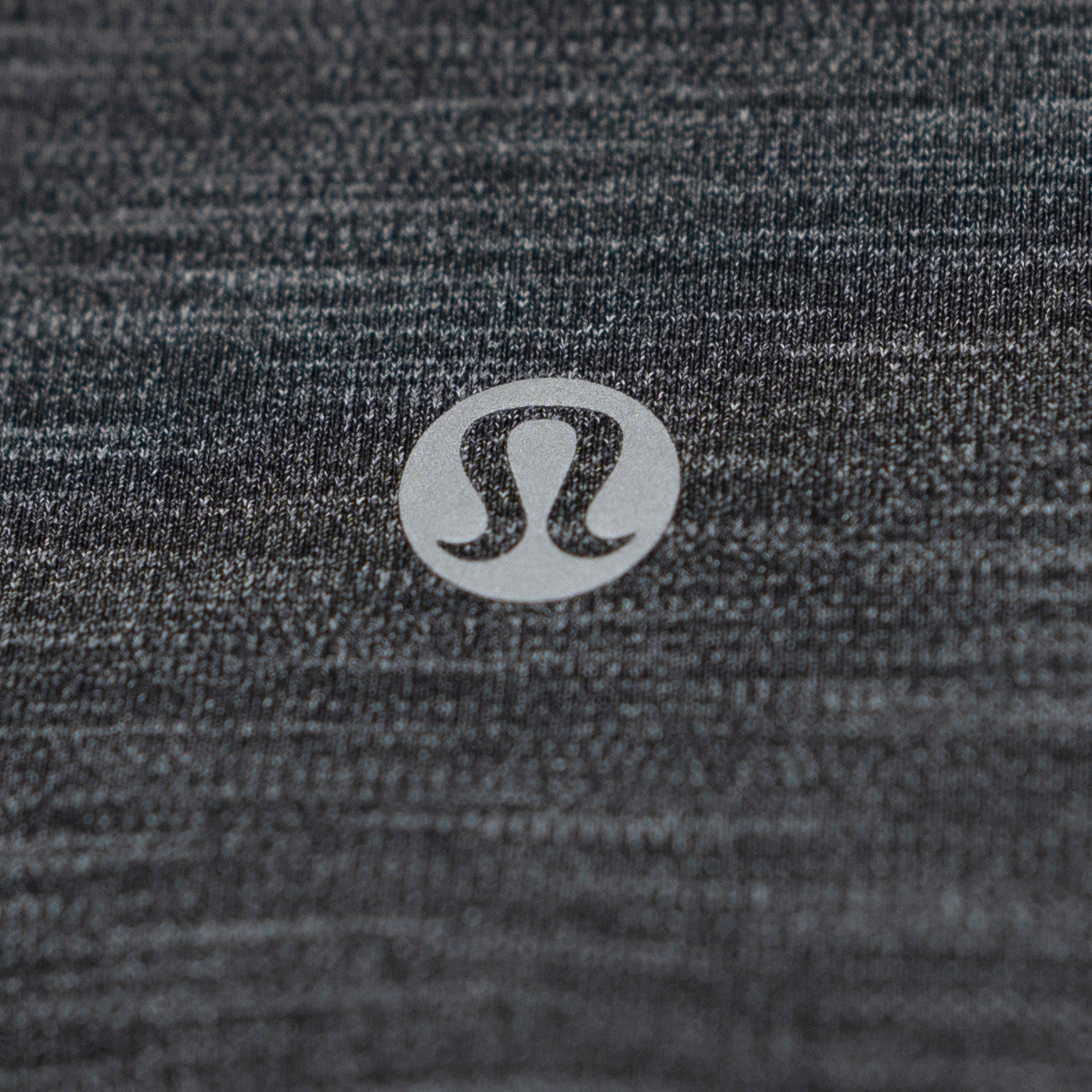 Lululemon Women's High Rise Athletic Work Out Leggings Gray Stripe 4
