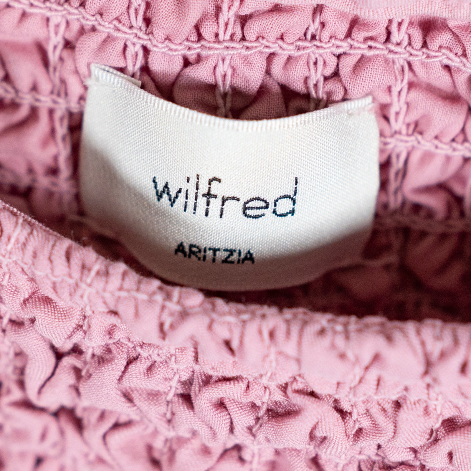 Wilfred Aritzia Alice Scoopneck Fit Flare Smocked Bodice Midi Dress Tart Pink