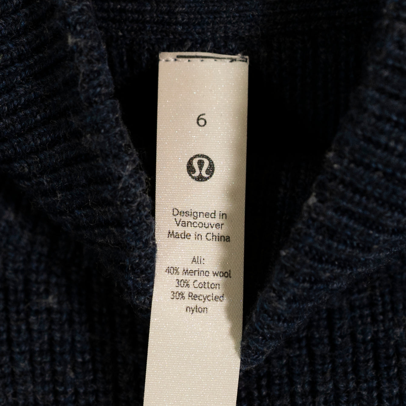 Lululemon Merino Wool-Blend Ribbed Turtleneck Sweater Heathered True Navy Blue 6