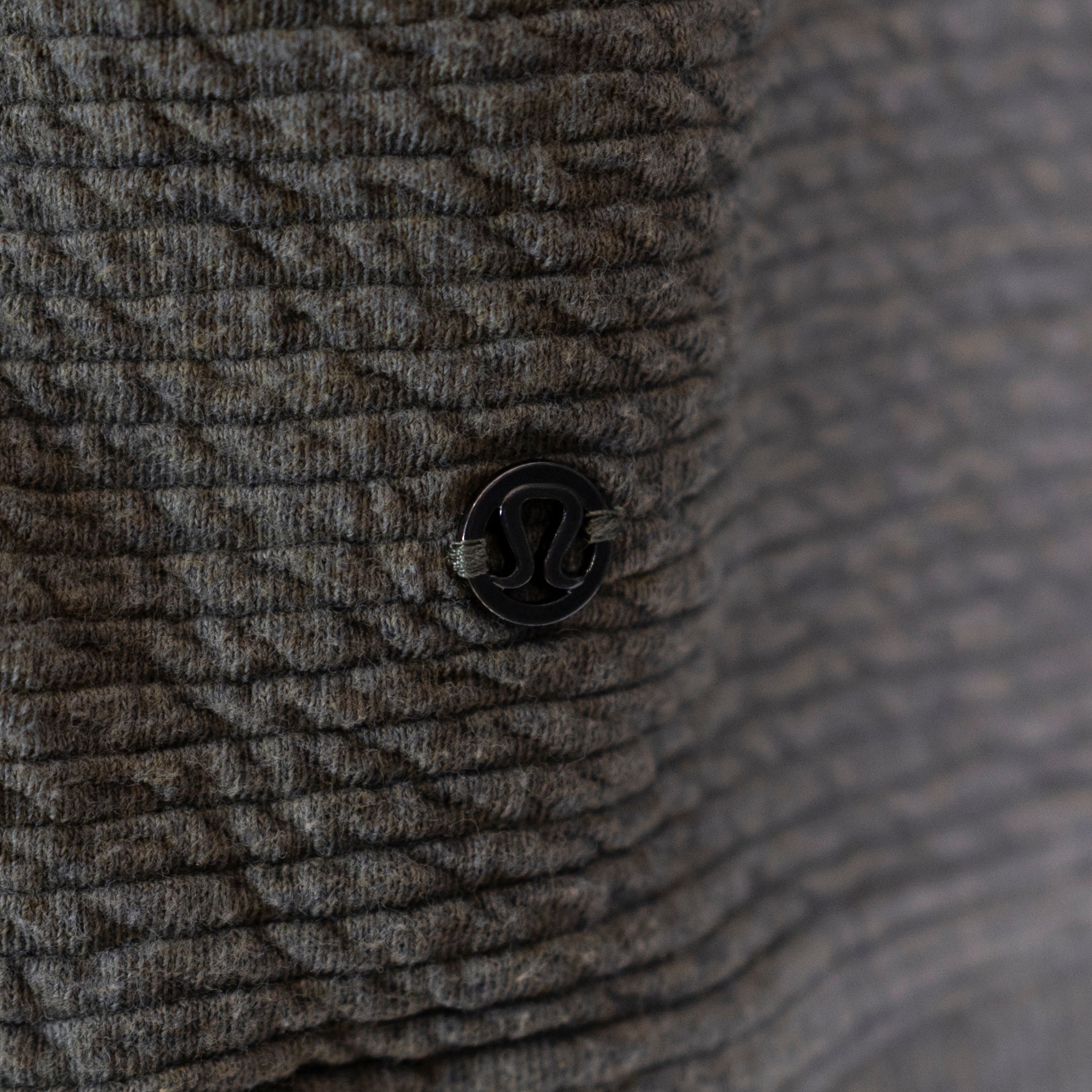Lululemon Peaceful Moments Pullover Turtleneck Heathered Grey Sage Sweater 6