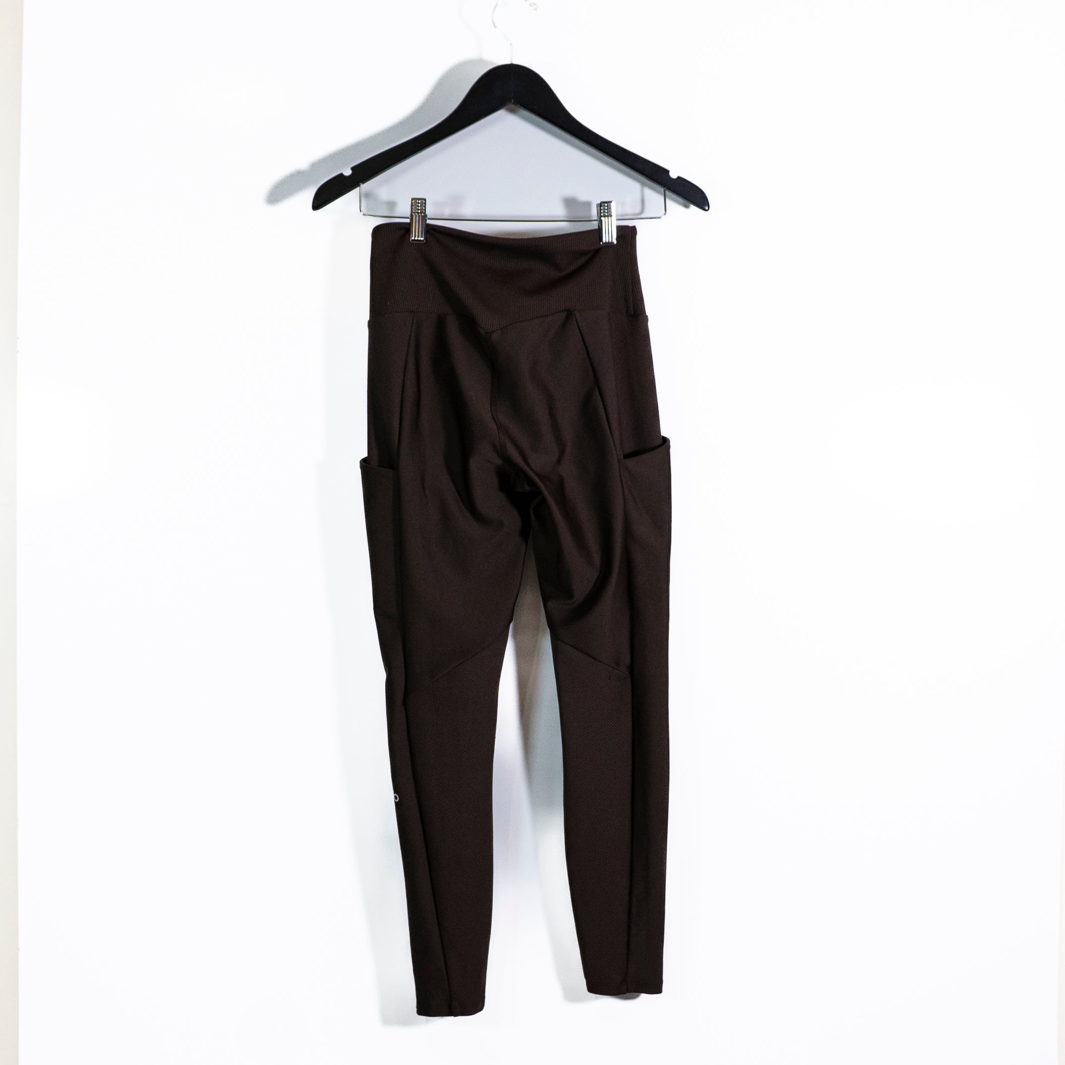 Alo Yoga Women's Ribbed Airlift High-Waist 7/8 Enchanted Pocket Leggings Brown S