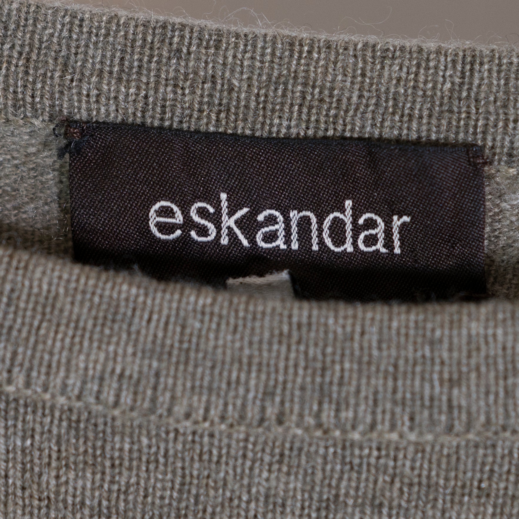 Eskandar Women's 100% Cashmere Knit Crew Neck Long Sleeve Pullover Sweater Gray