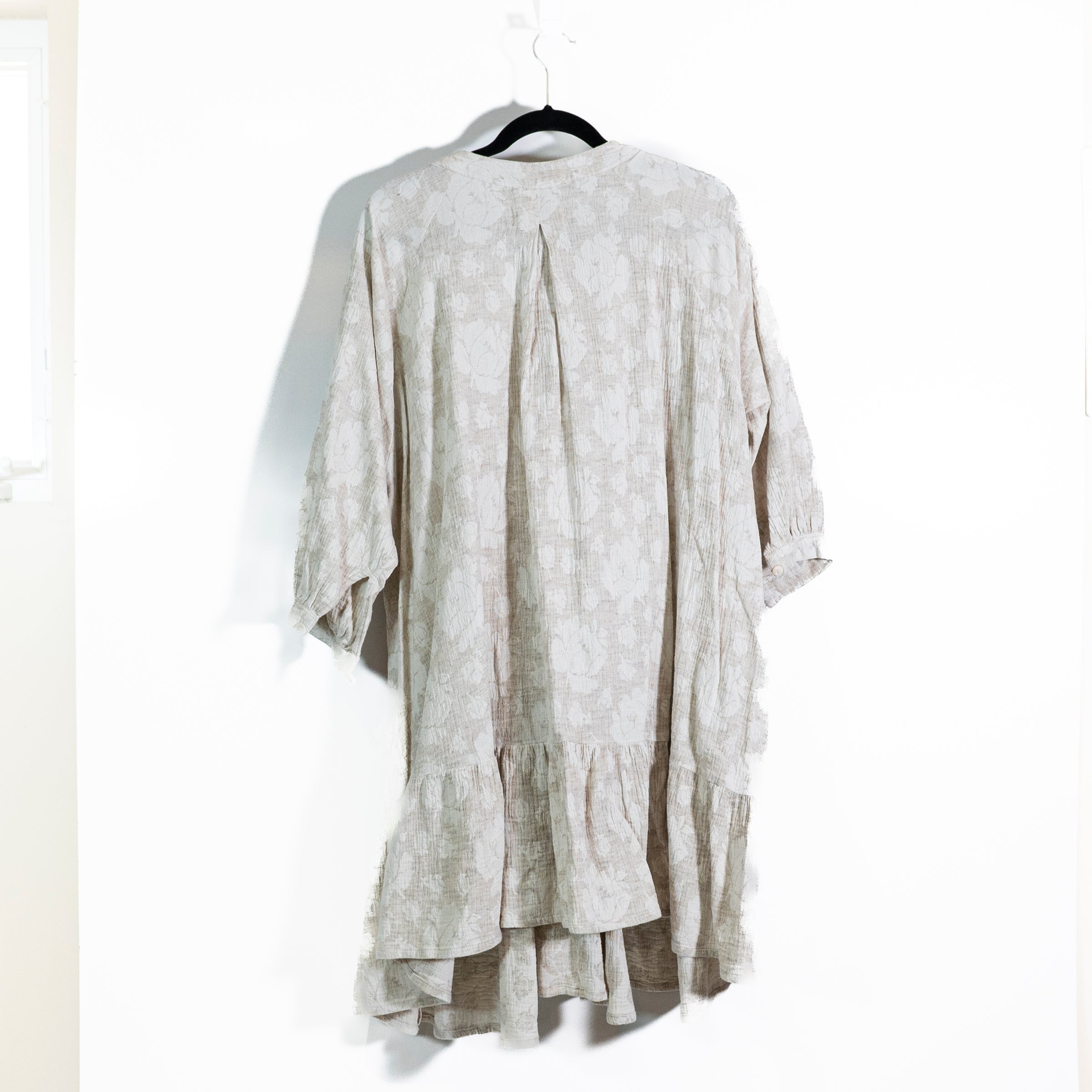 Myrah Penaloza Cotton Gauze Pullover Half Sleeve Pullover Gray Floral Dress L