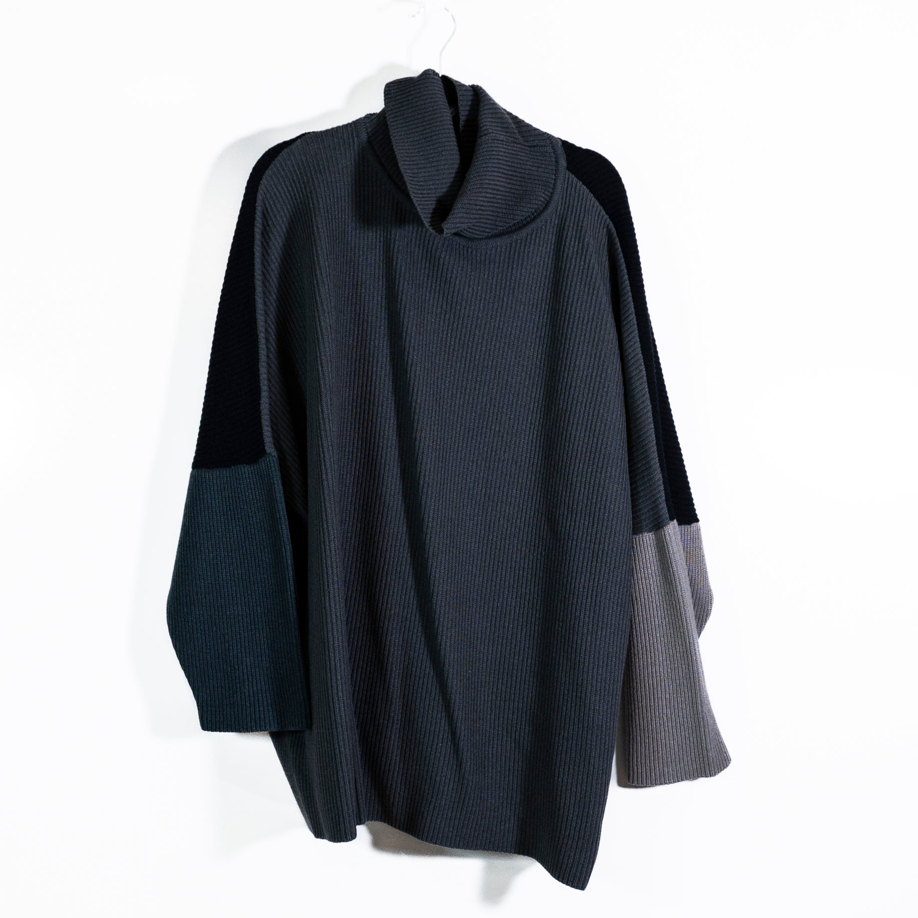 Eskandar Silk Cashmere Knit Turtleneck Gray Black Colorblock Pullover Sweater