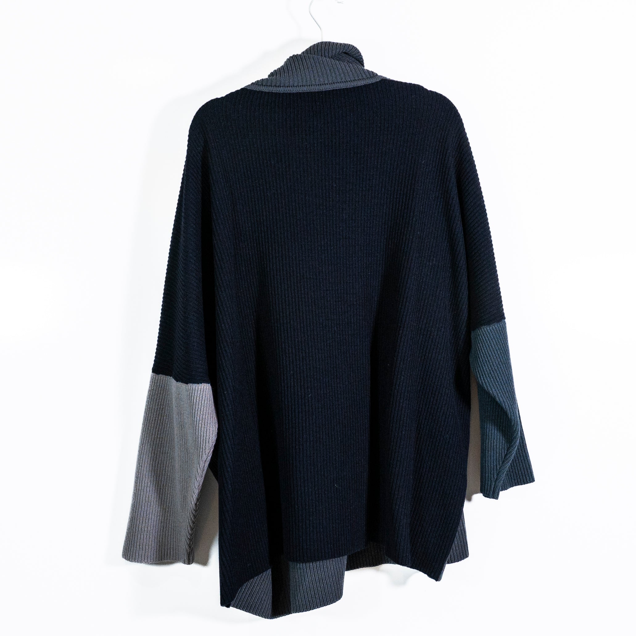 Eskandar Silk Cashmere Knit Turtleneck Gray Black Colorblock Pullover Sweater