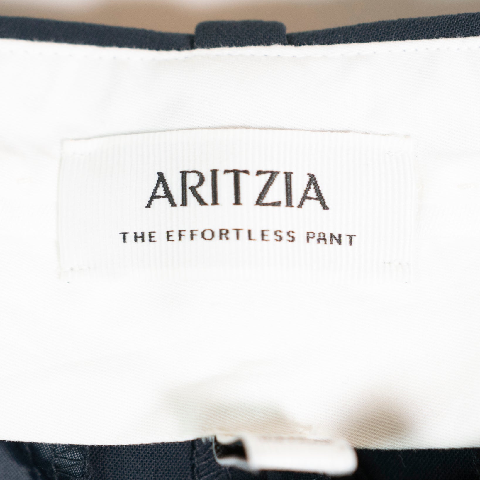 Aritzia Women's The Effortless Straight Leg Chiffon Trouser Pants Black 10 Tall