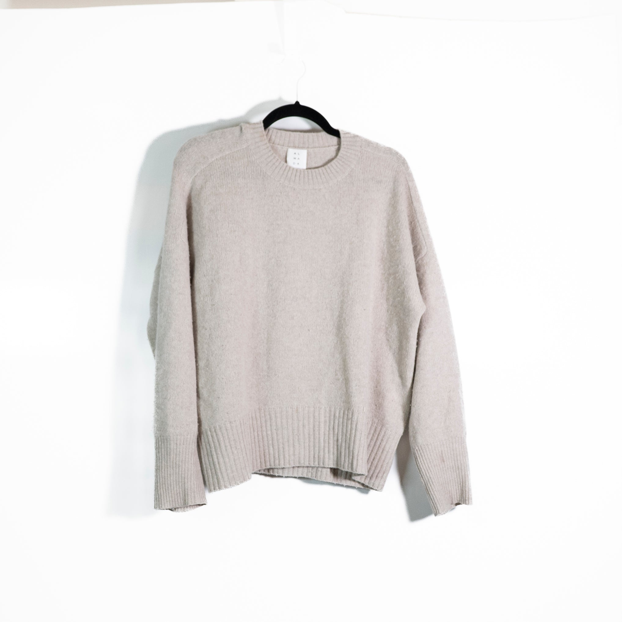 Almada 100% Organic Cashmere Knit Stretch Crew Neck Pullover Sweater Neutral M