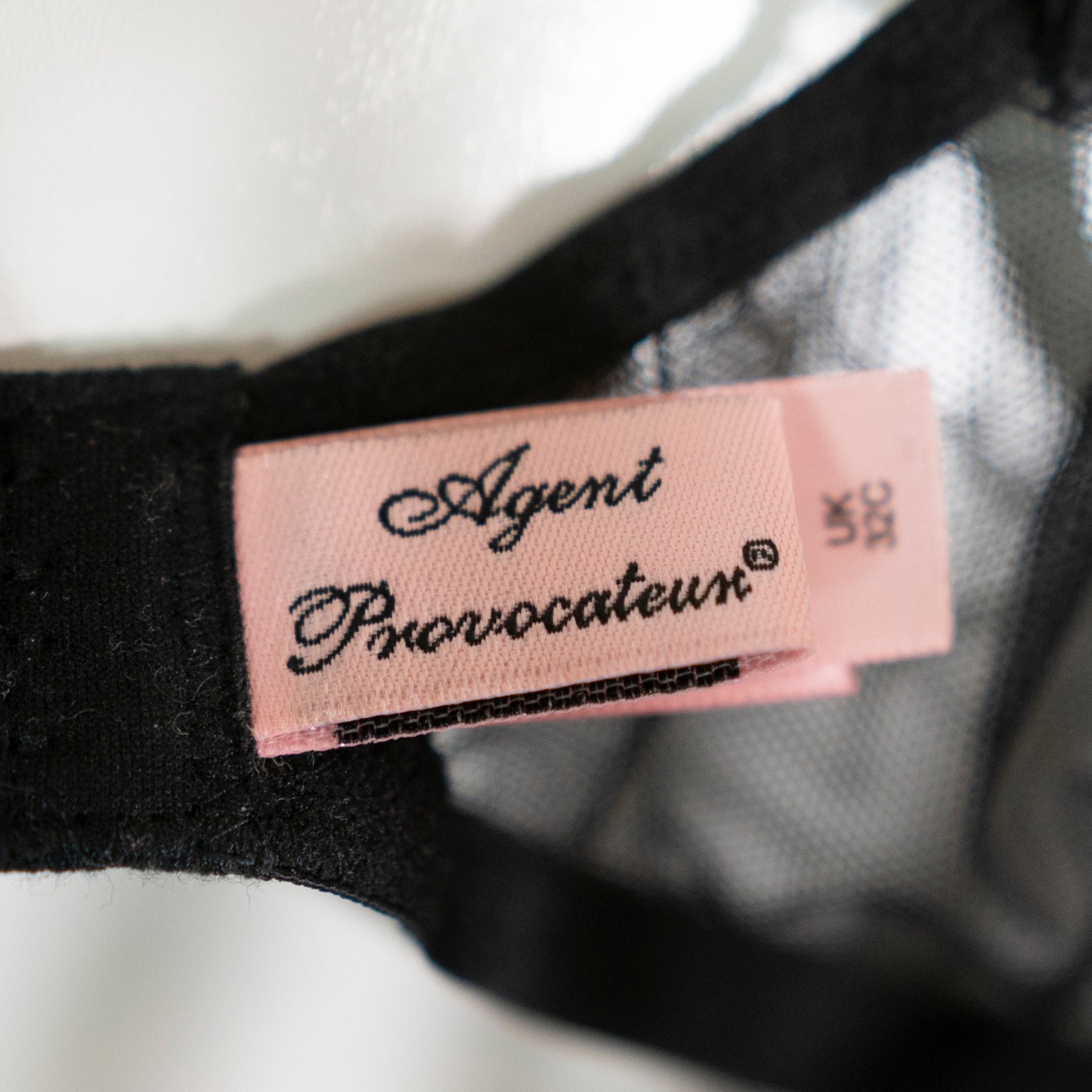 Agent Provocateur Floral Flower Embroidered Underwire Sheer Mesh Lace Bra 32C