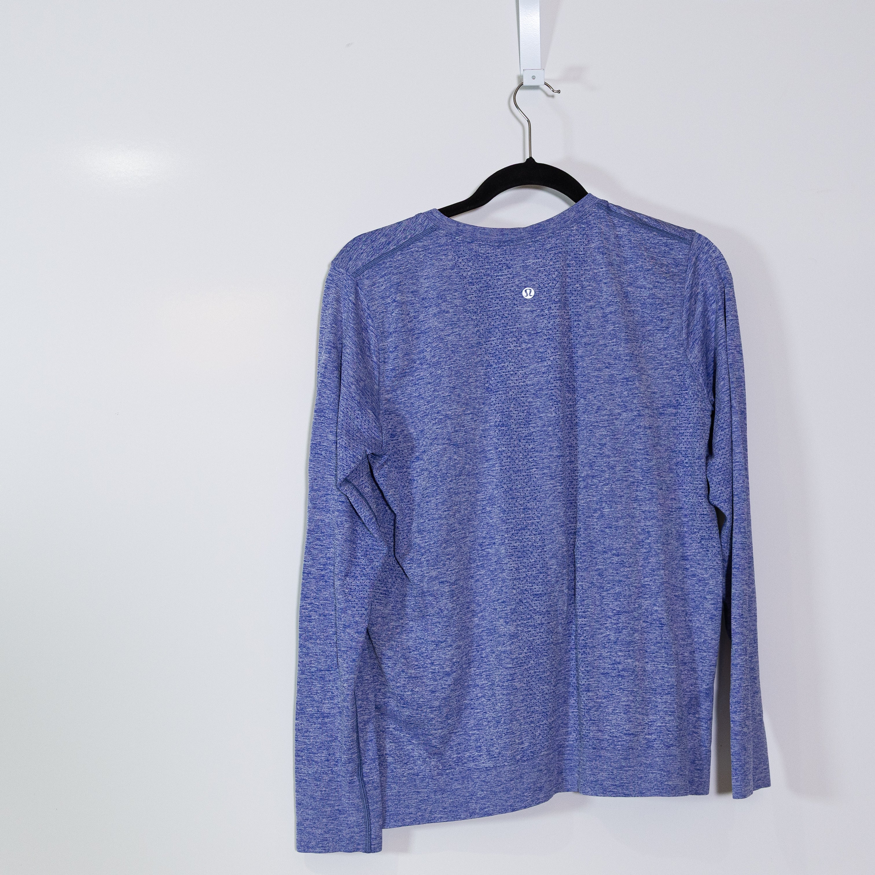 Lululemon Women's Run Swiftly Tech Long Sleeve Crew Neck Tee Shirt Purple Blue M