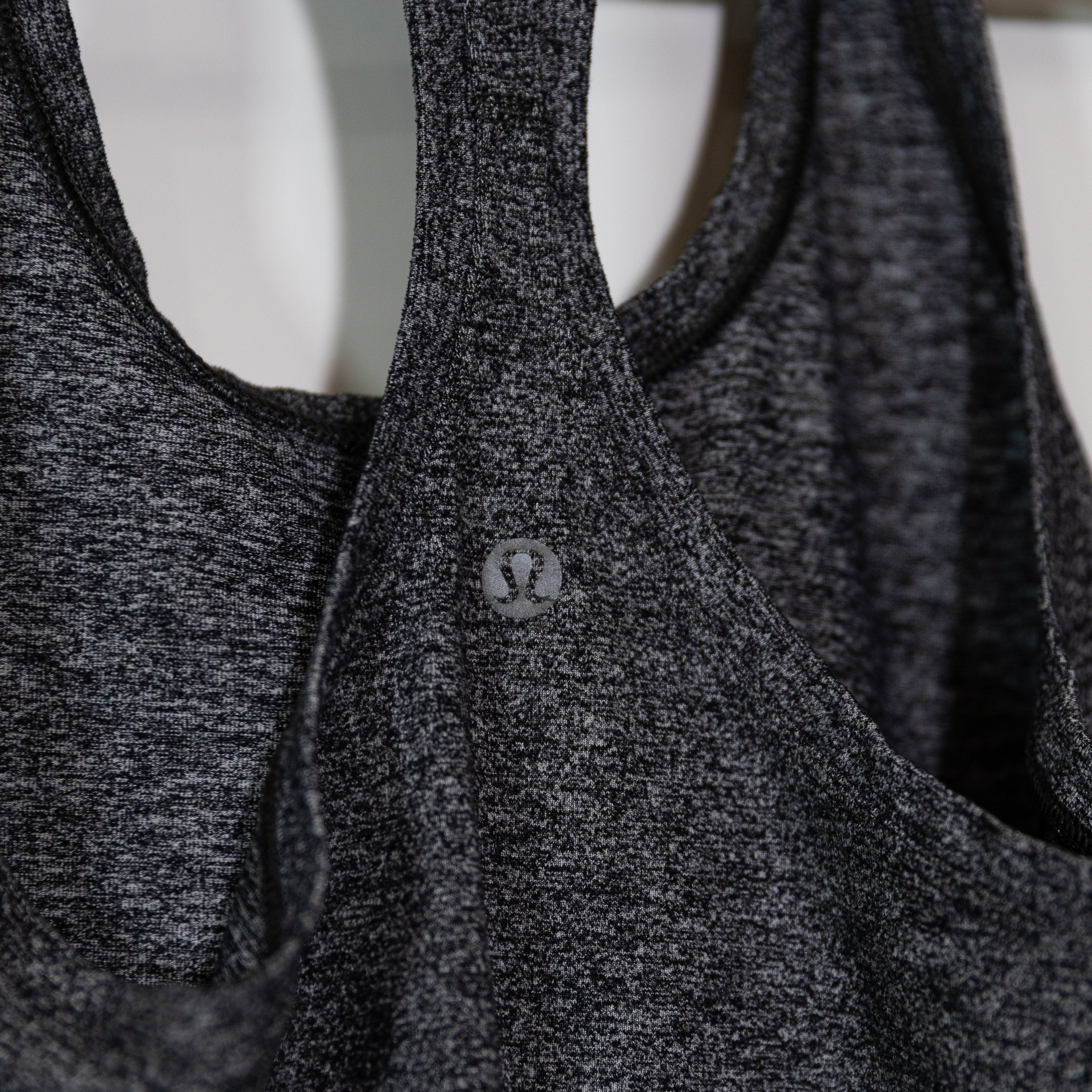 Lululemon Women's Cool Racerback Sleeveless Athletic Work Out Tank Top Gray M