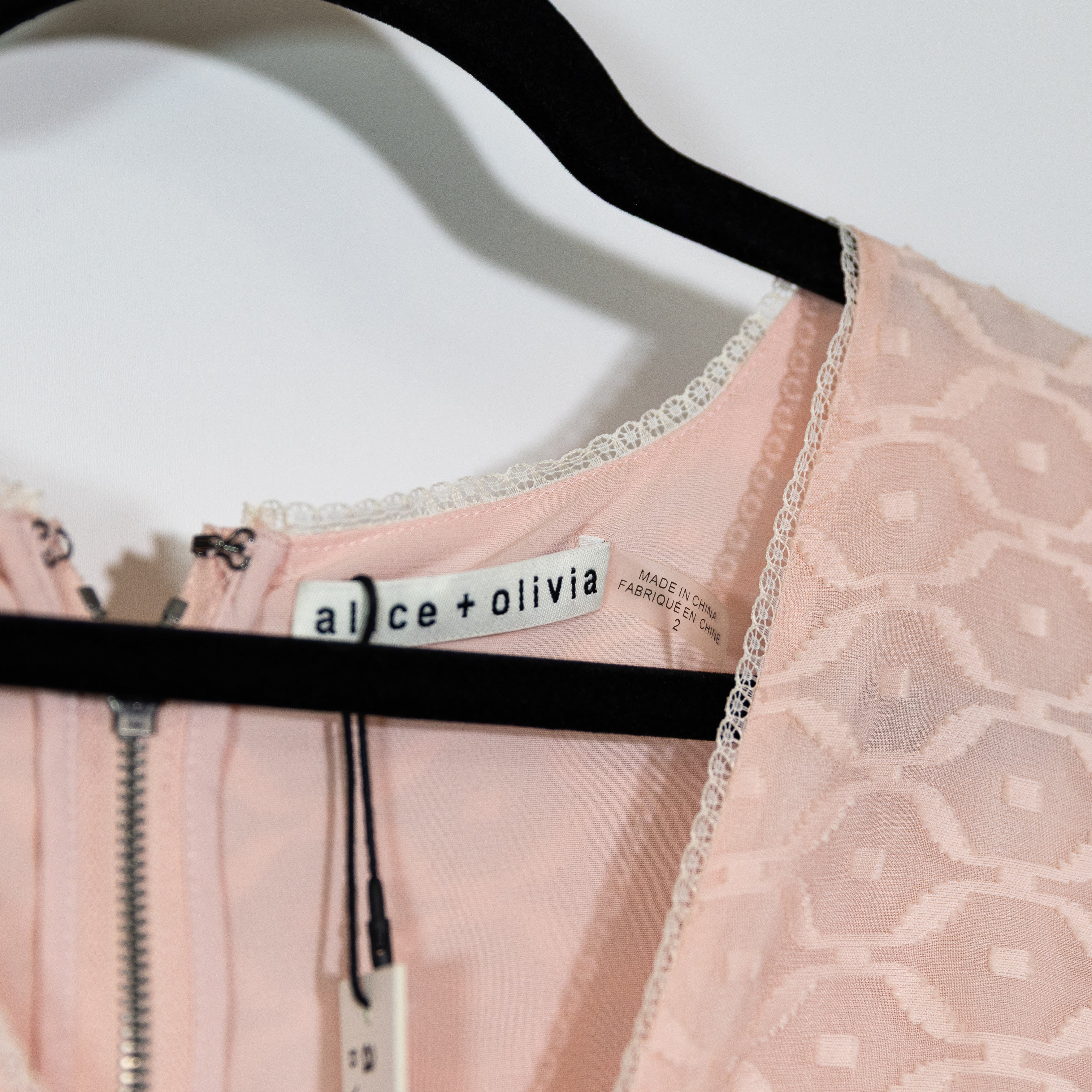 NEW Alice + Olivia Tia Puff Sleeved Silk Chiffon Smocked Dress English Rose Pink