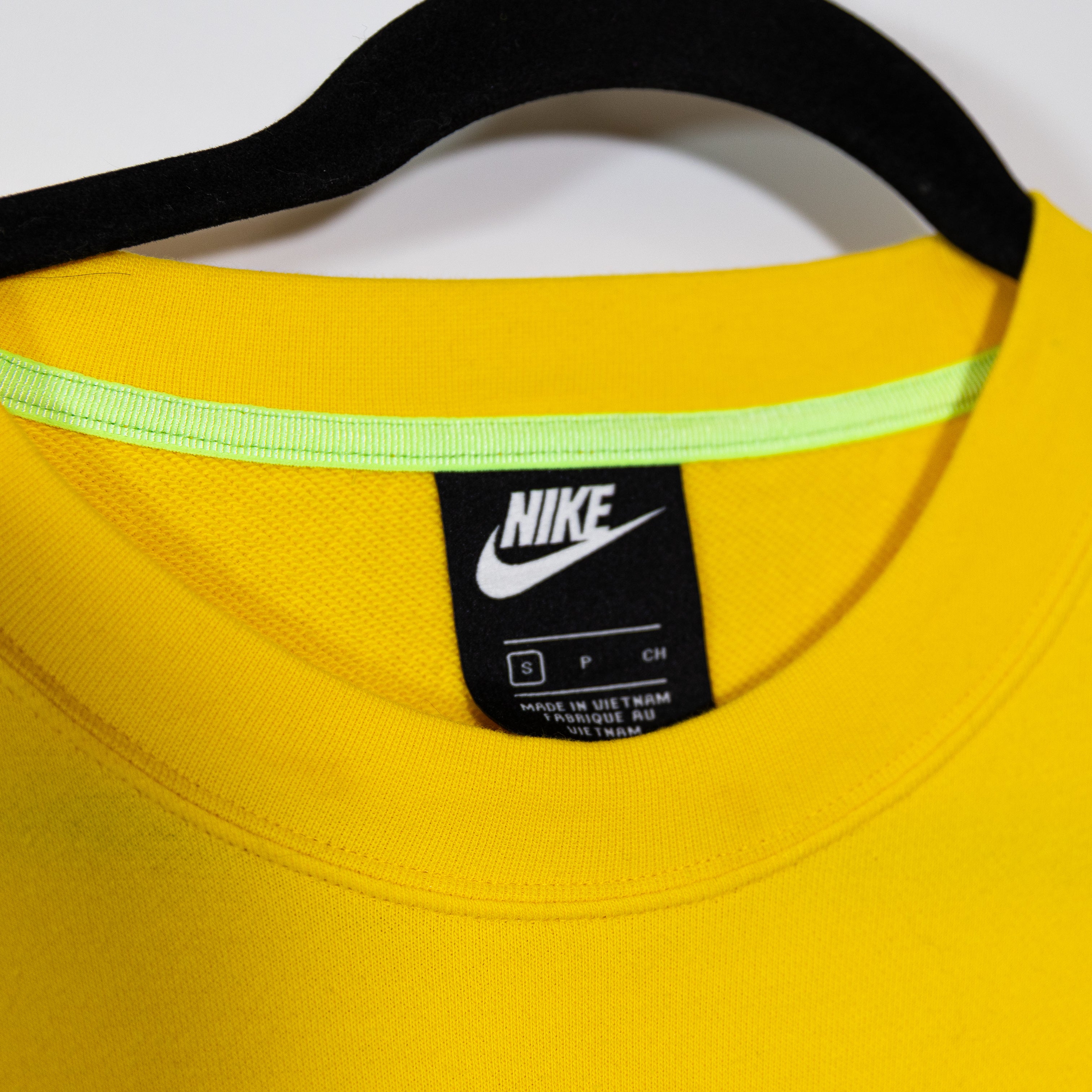 Nike Women's CK0539-728 Cotton Blend Crew Neck Logo Embroidered Sweater Yellow S