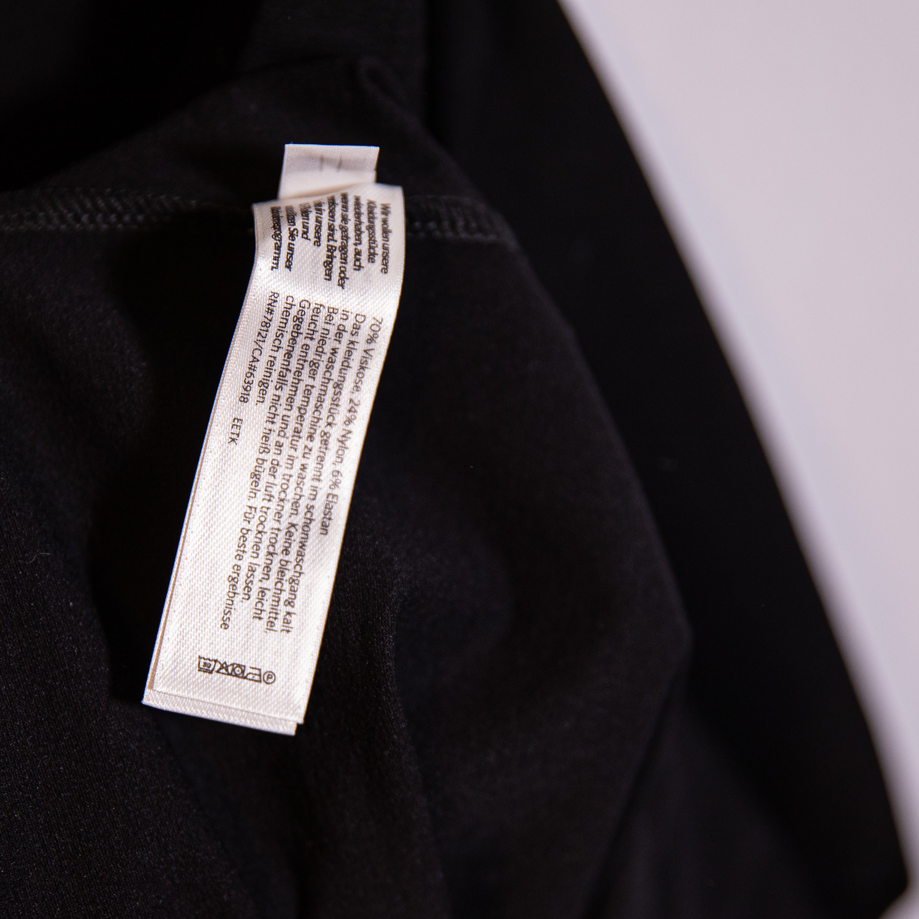 NEW Eileen Fisher The System Crepe Slim Fit Knee Length Pencil Skirt Black Large