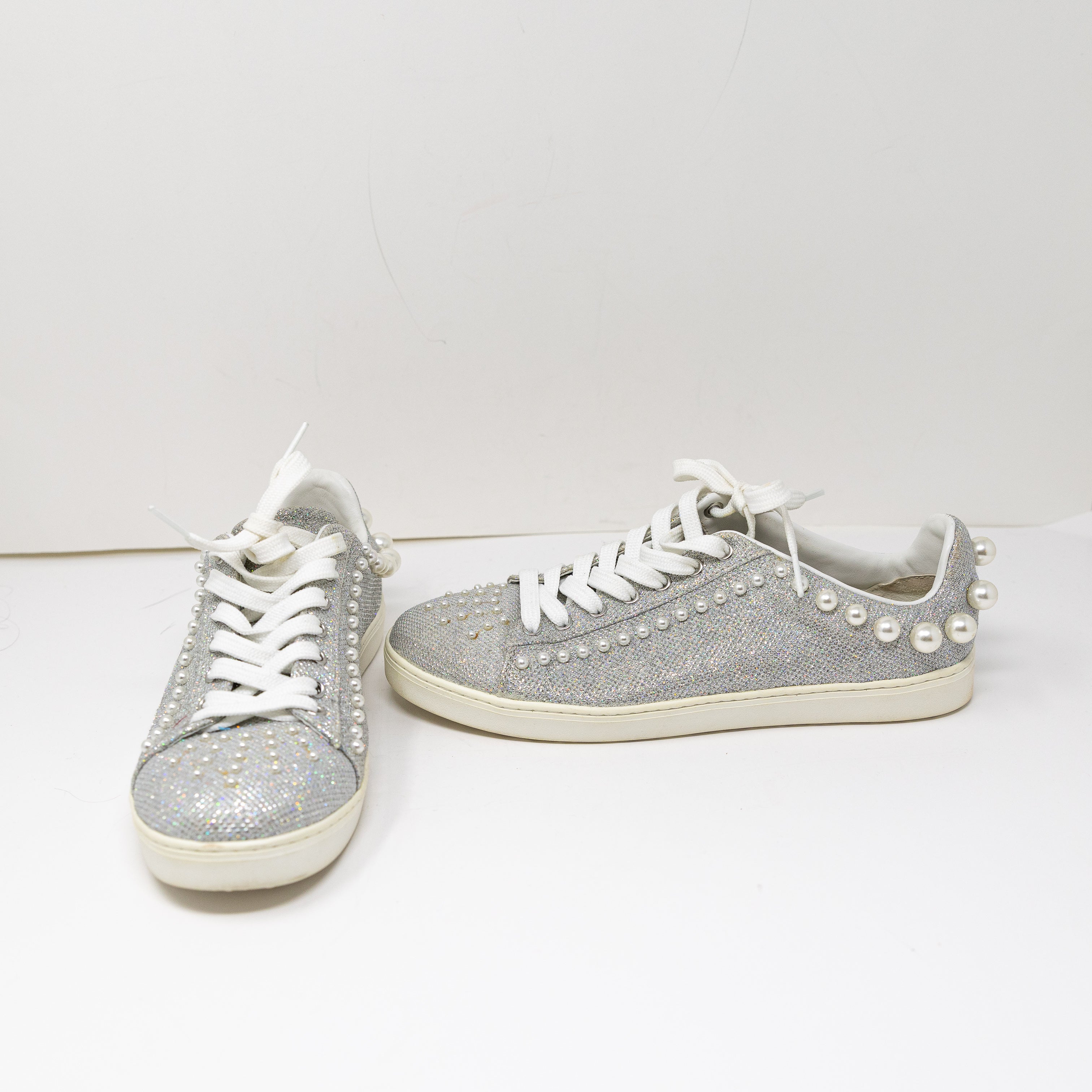 Stuart Weitzman Goldie Velvet Velour Pearl Beaded Embellished Sneakers Silver 9