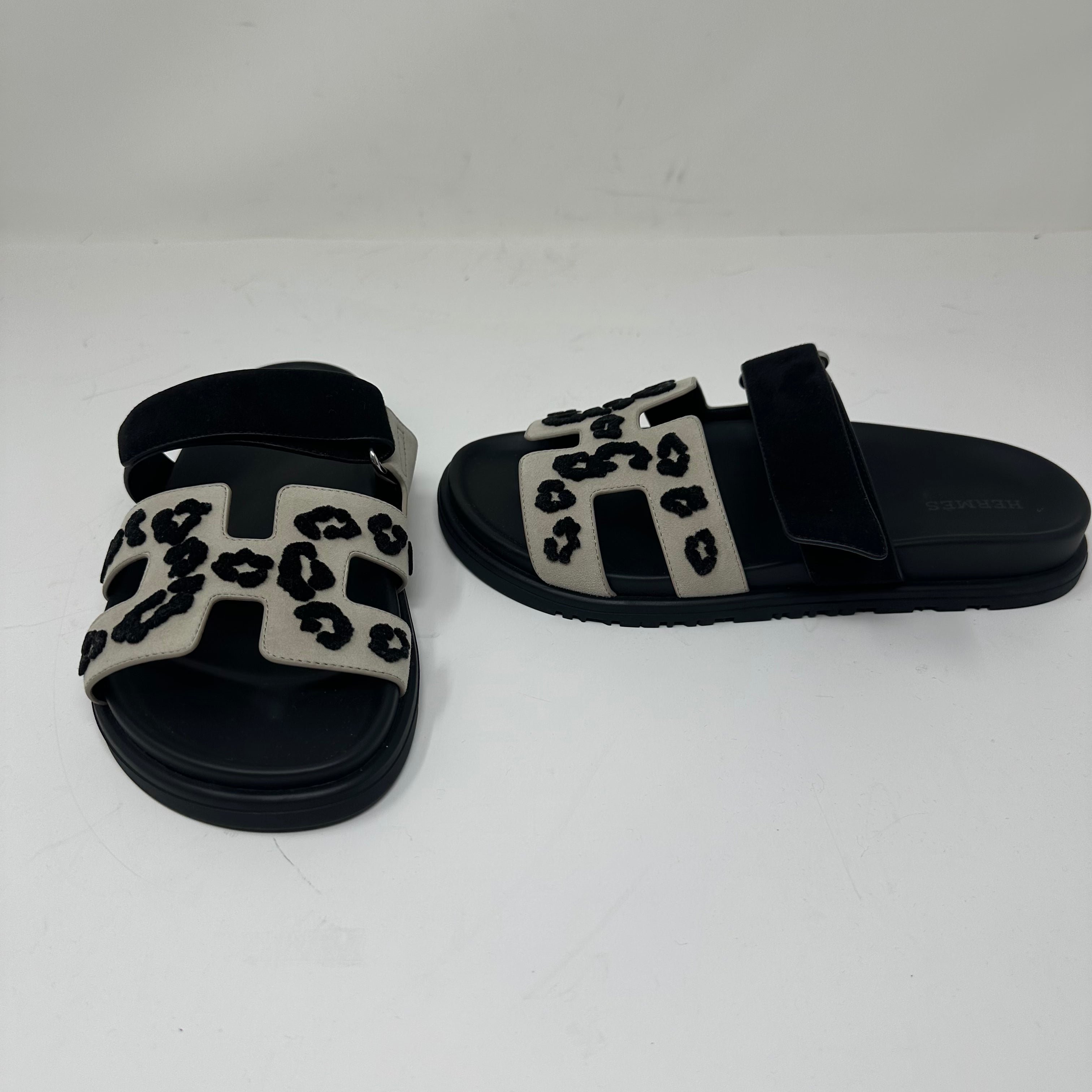 NEW Hermes Chypre Genuine Leather Suede Beige Esquisse Black Sandals Shoes 37