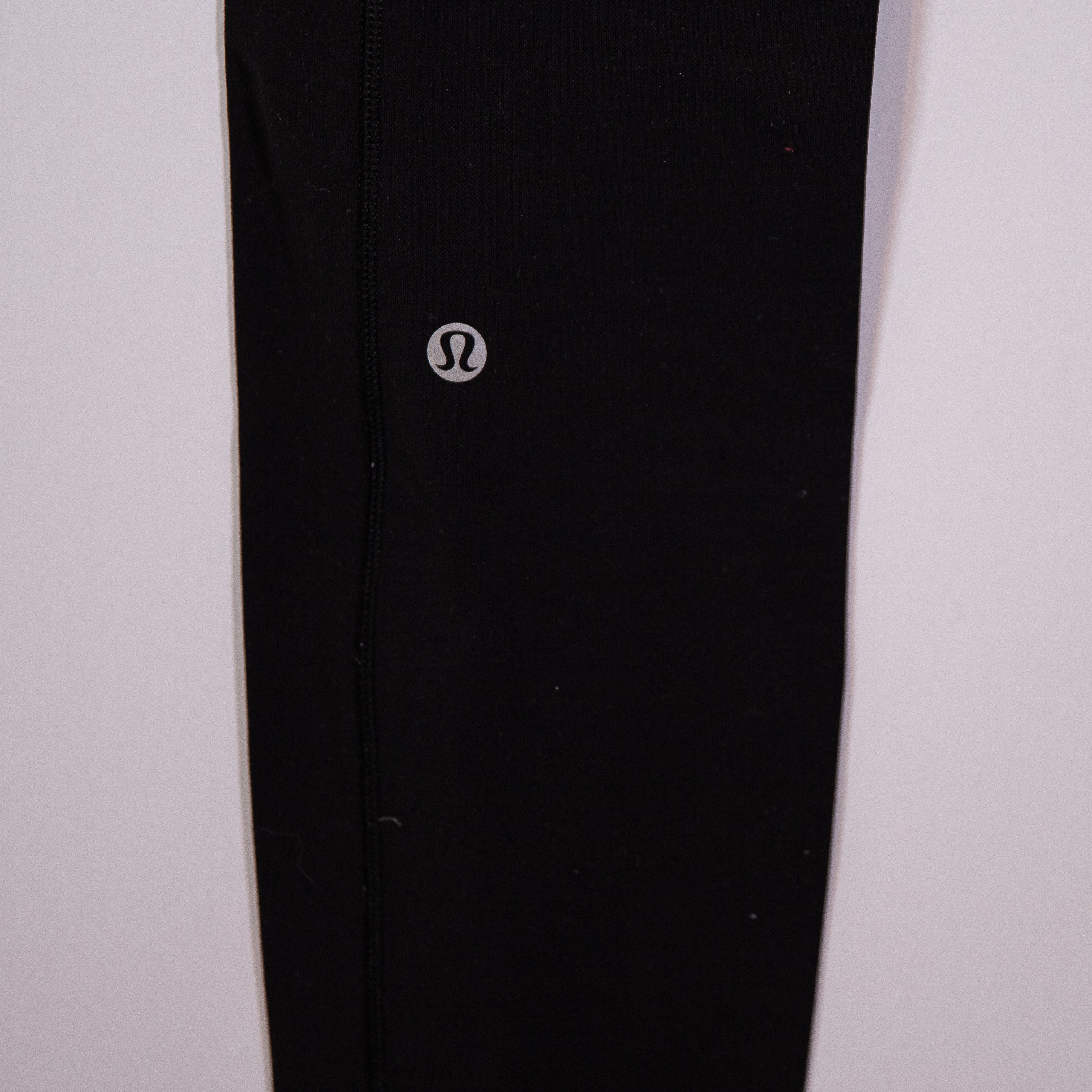 Lululemon Women's Speed Up Tight Athletic Work Out Leggings Pants Solid Black 8