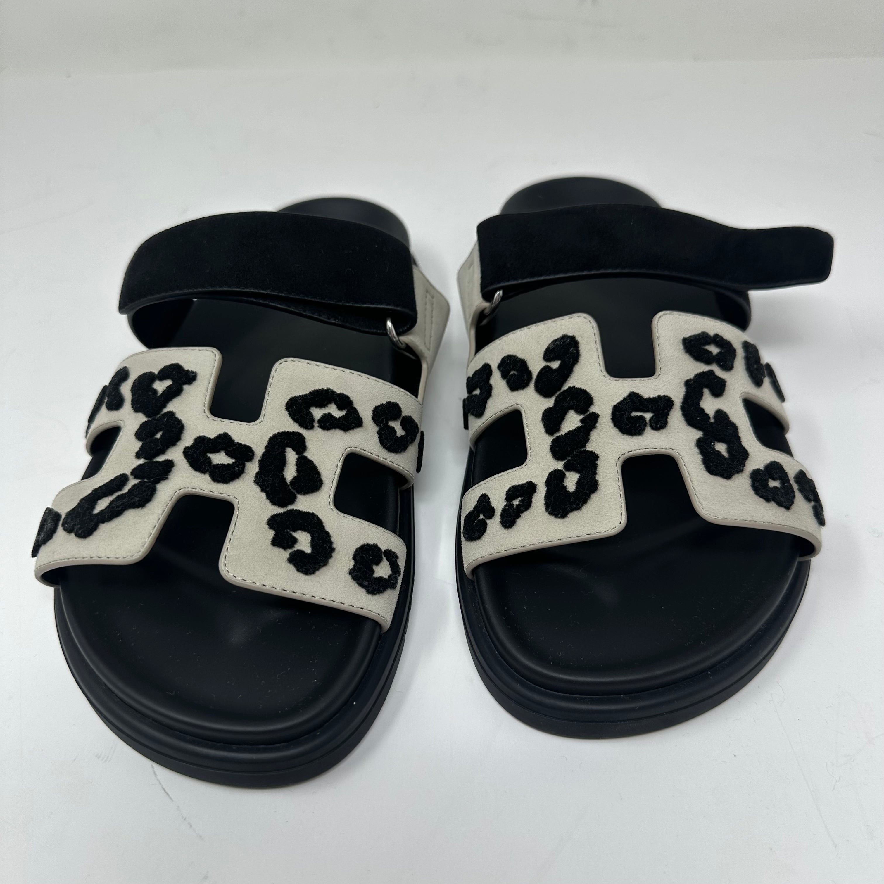 NEW Hermes Chypre Genuine Leather Suede Beige Esquisse Black Sandals Shoes 37