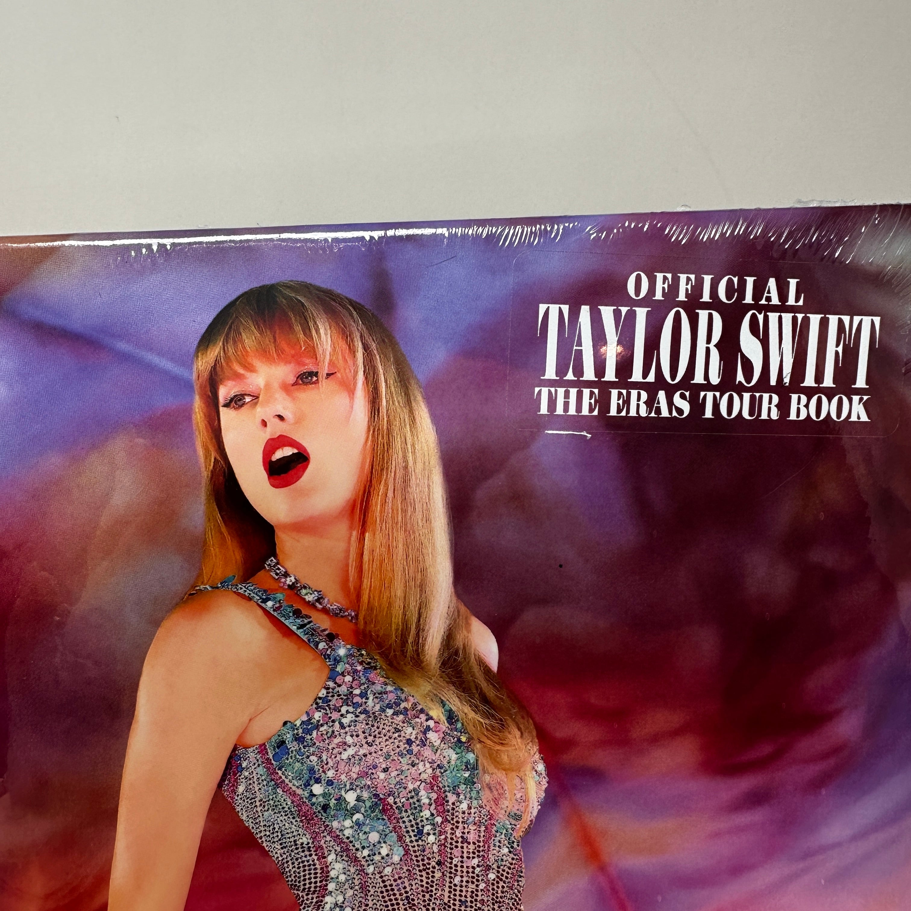 NEW Official Taylor Swift The Eras Tour Book Collectible Look Book SHIP SAME DAY