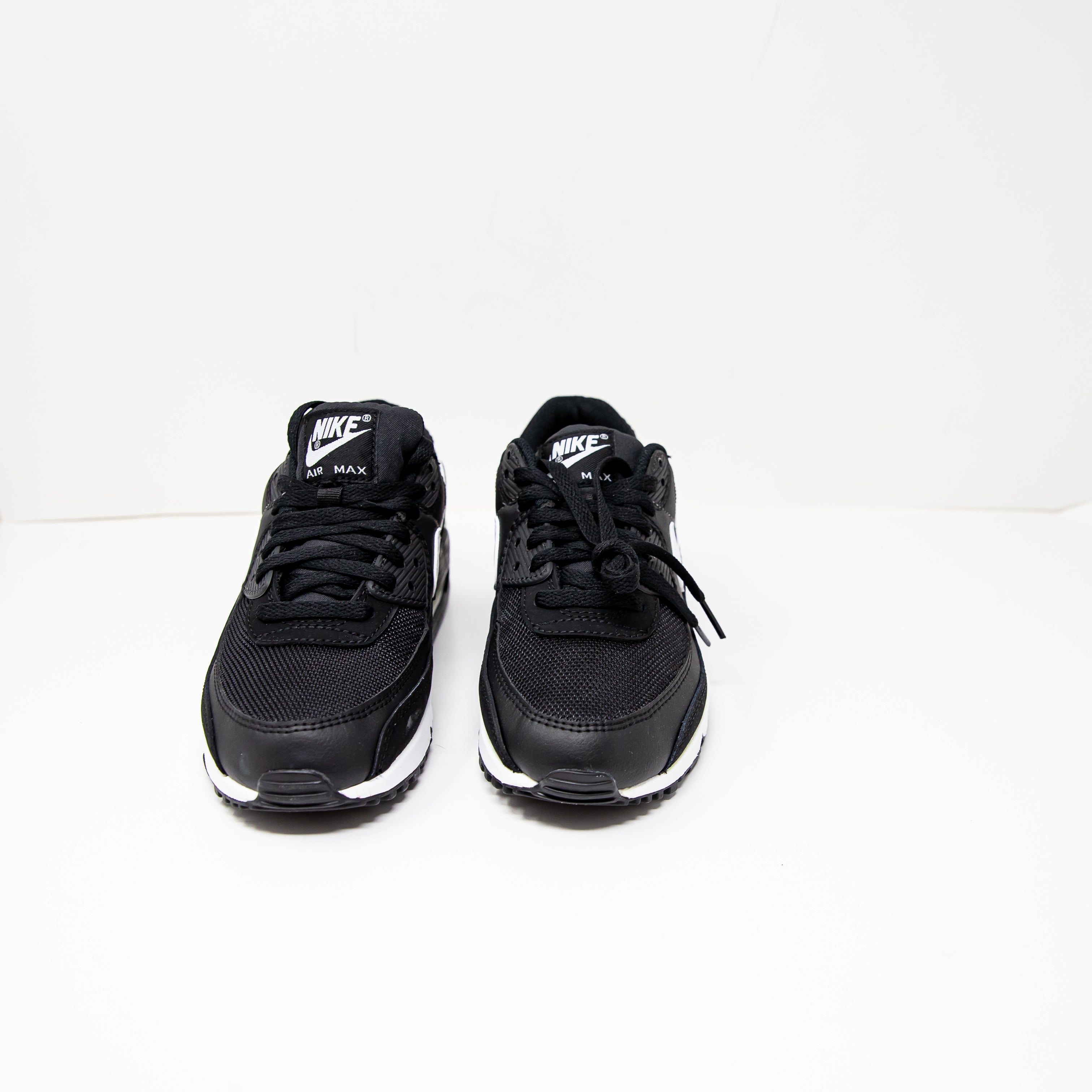 NEW Nike Women's Air Max 90 CQ2560 001 Black White Low Top Lace Up Sneakers Shoe