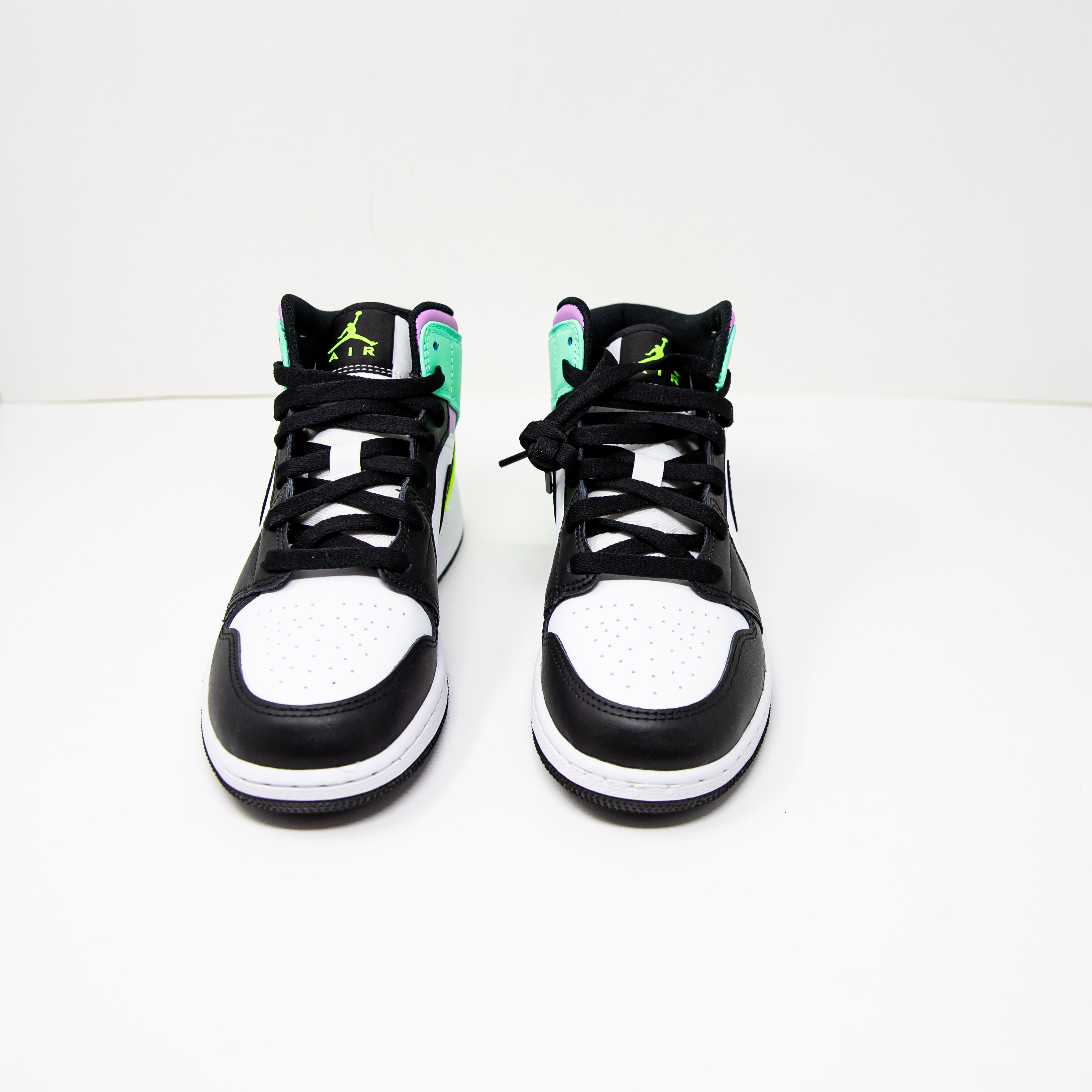 NEW Nike Air Jordan 1 Mid GS Pastel 554725-175 High Top Sneakers Shoes 6Y