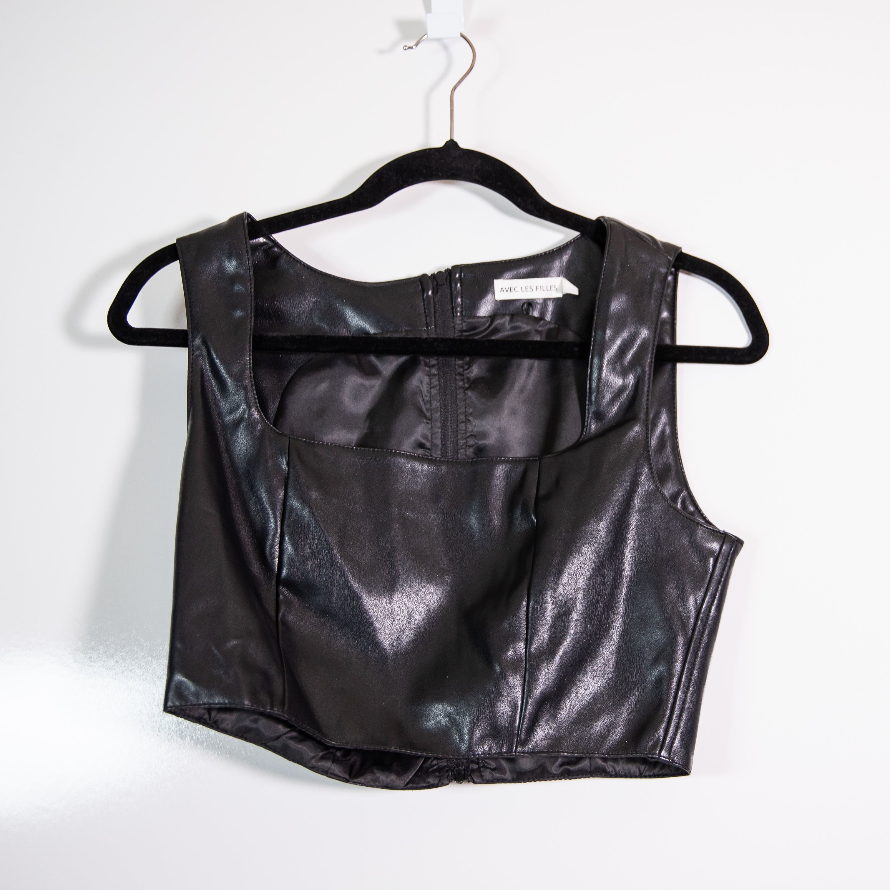 Avec Les Filles Faux Vegan Leather Square Neck Crop Tank Top Black Small