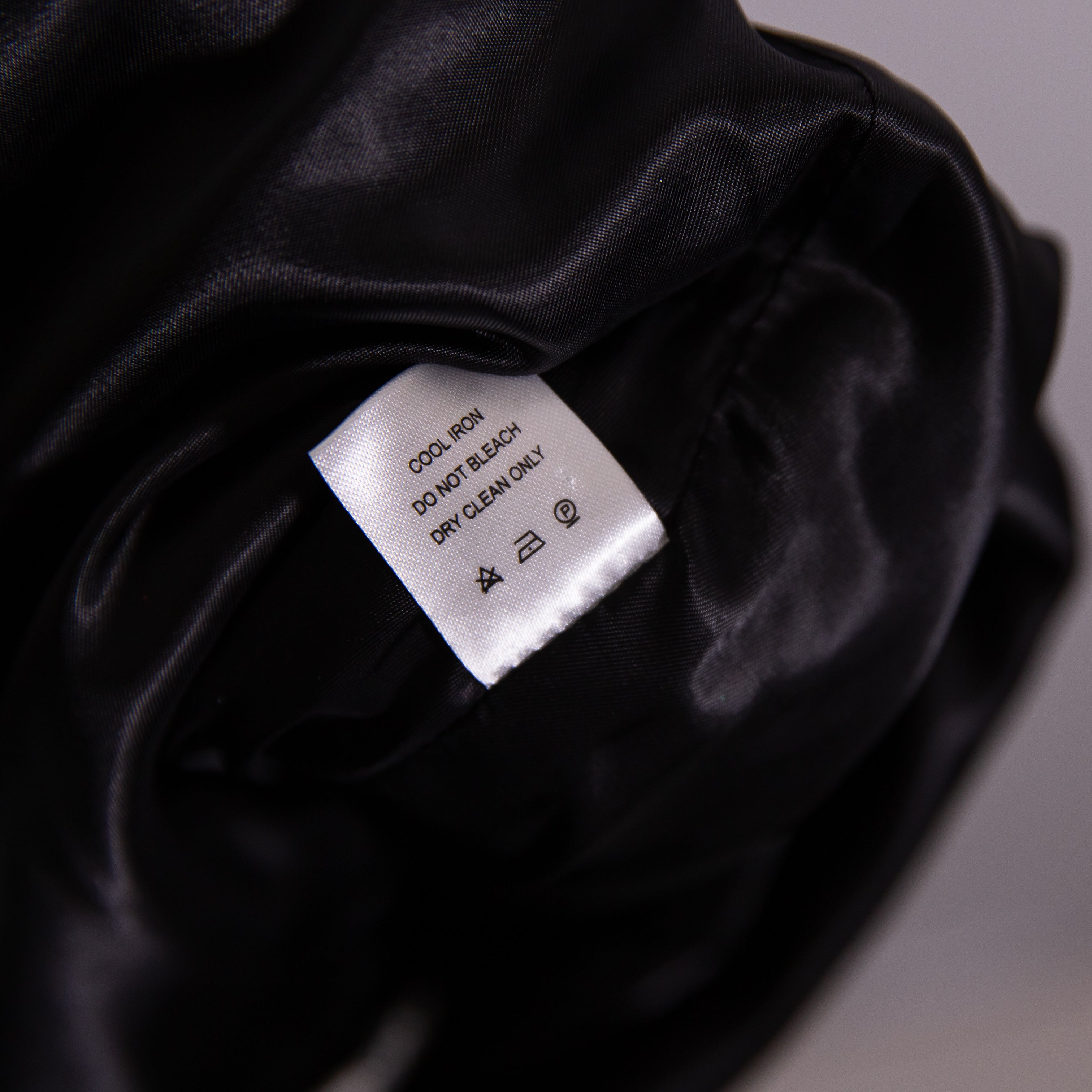 L'Academie Faux Vegan Leather Tweed Boucle Textured Mini Skirt Black White M