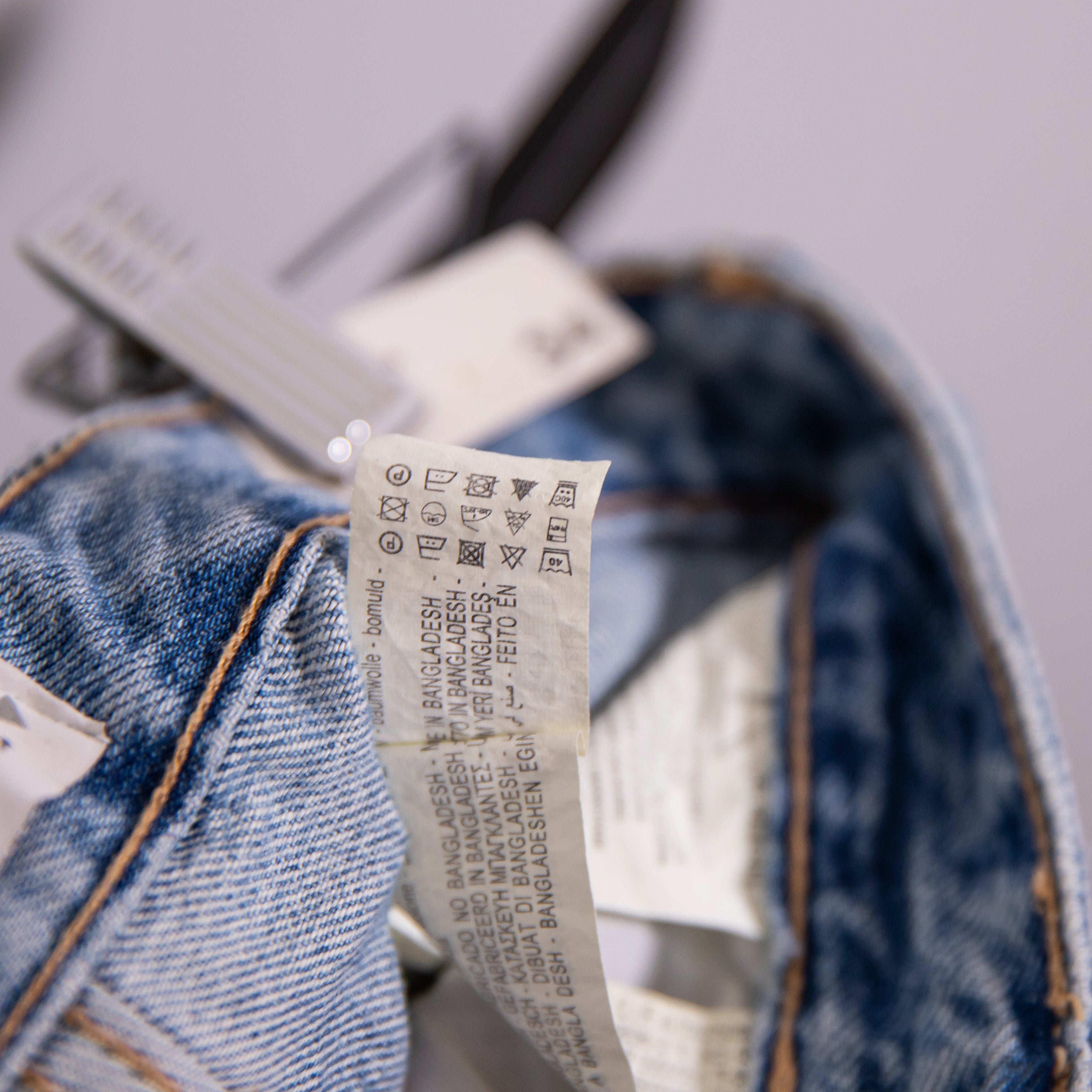 NEW Zara Women's High Rise Full Length Straight Leg Raw Edge Hem Cotton Jeans 2