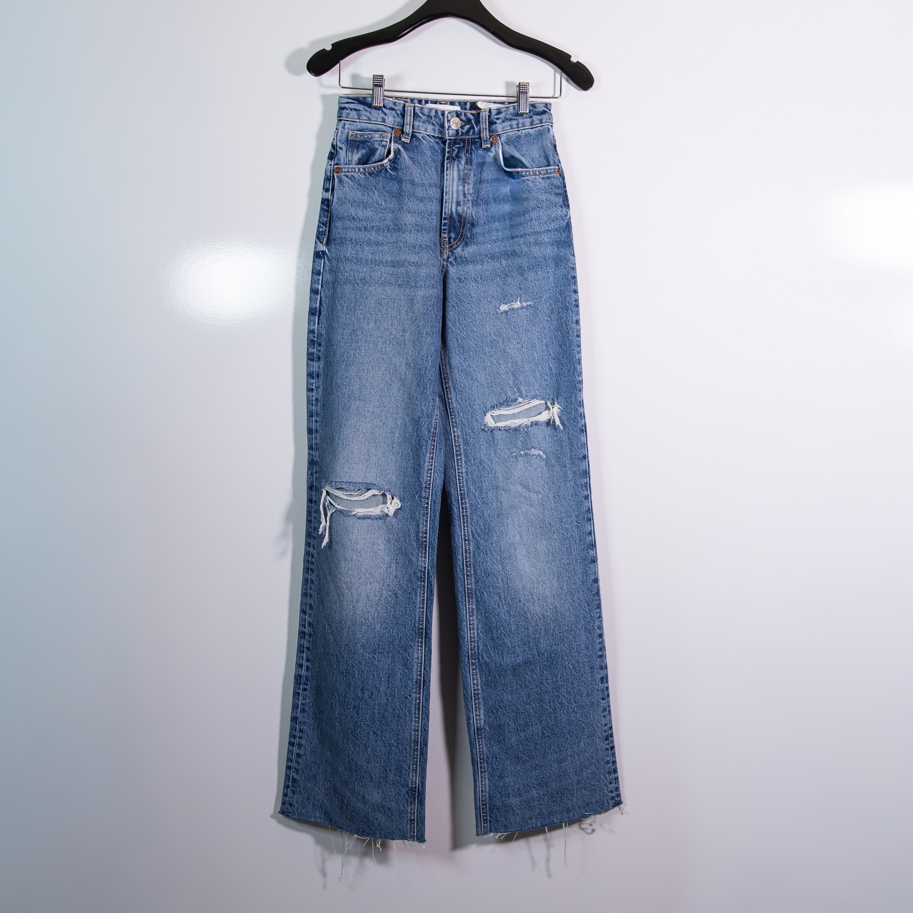 NEW Zara Women's Straight Leg Cotton Distressed Mid Rise Denim Jeans Blue 2