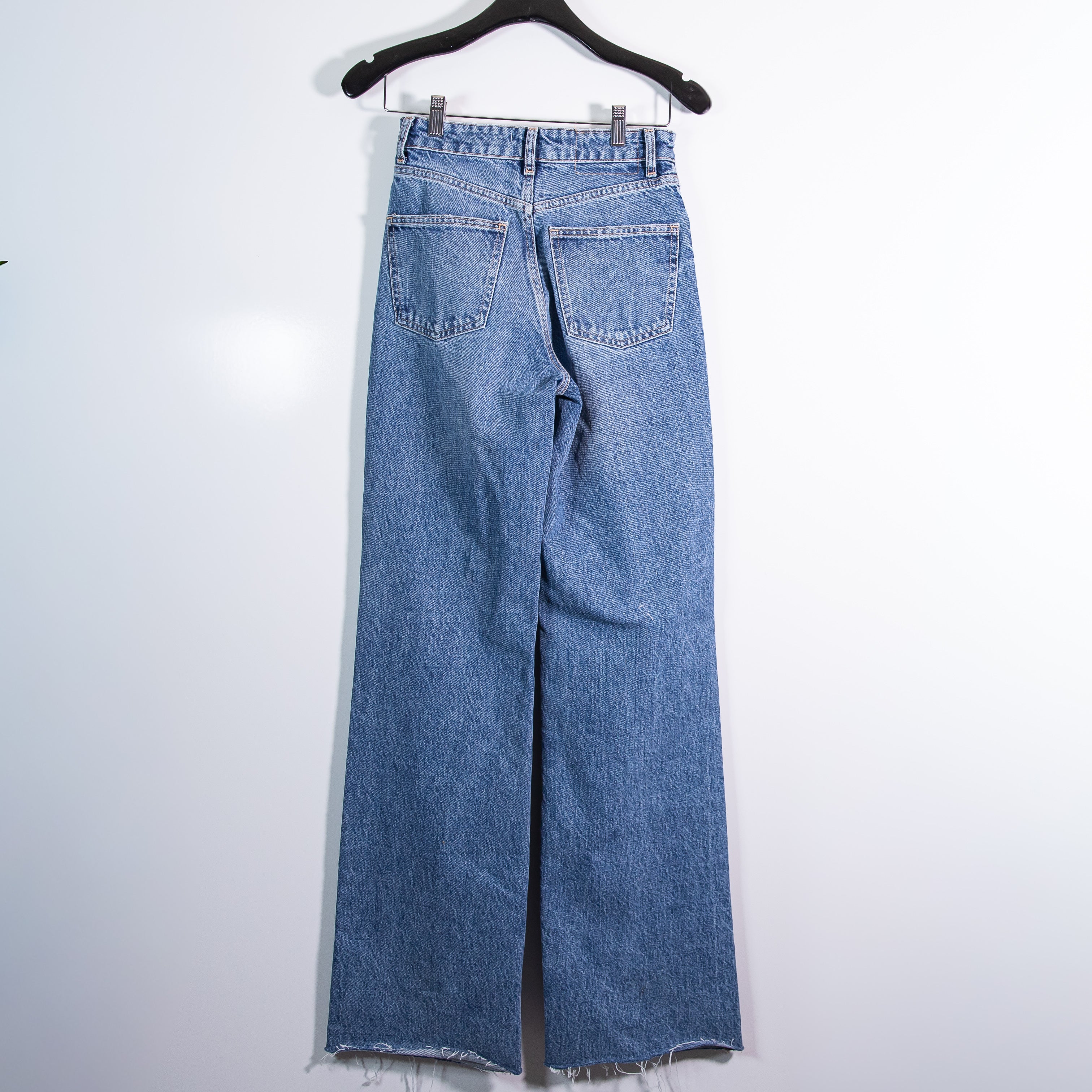 NEW Zara Women's Straight Leg Cotton Distressed Mid Rise Denim Jeans Blue 2