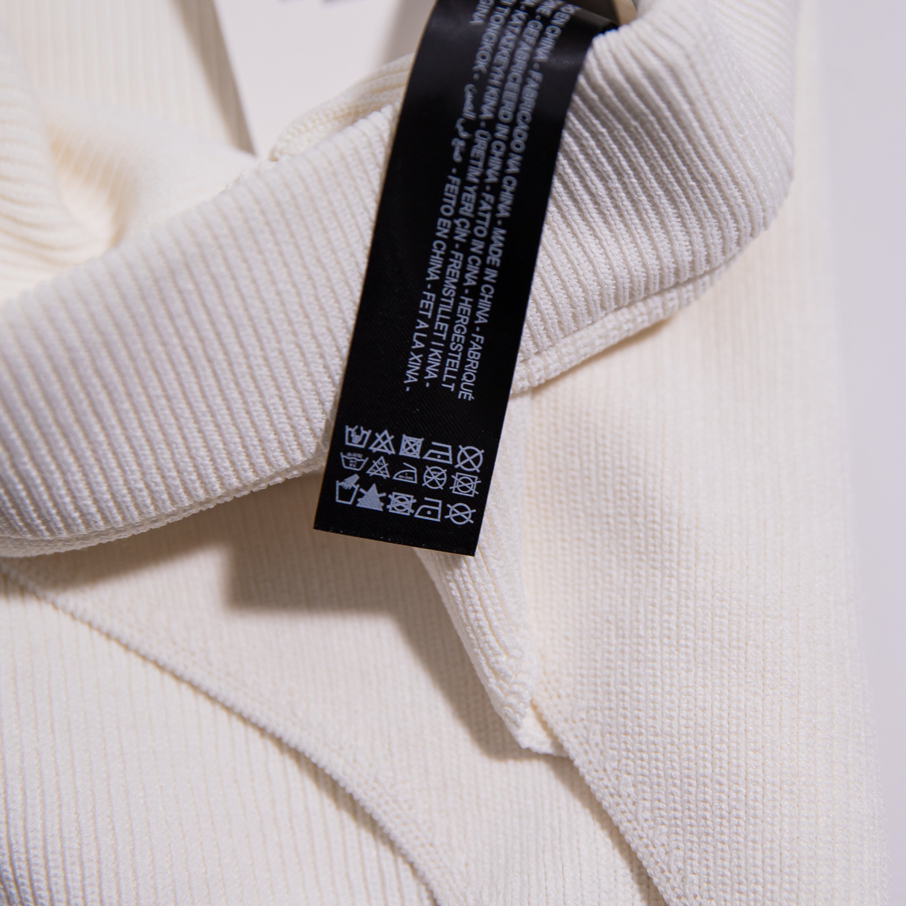 NEW Zara Ribbed Knit Stretch High Rise Full Coverage Bottom Shorts Ivory Small