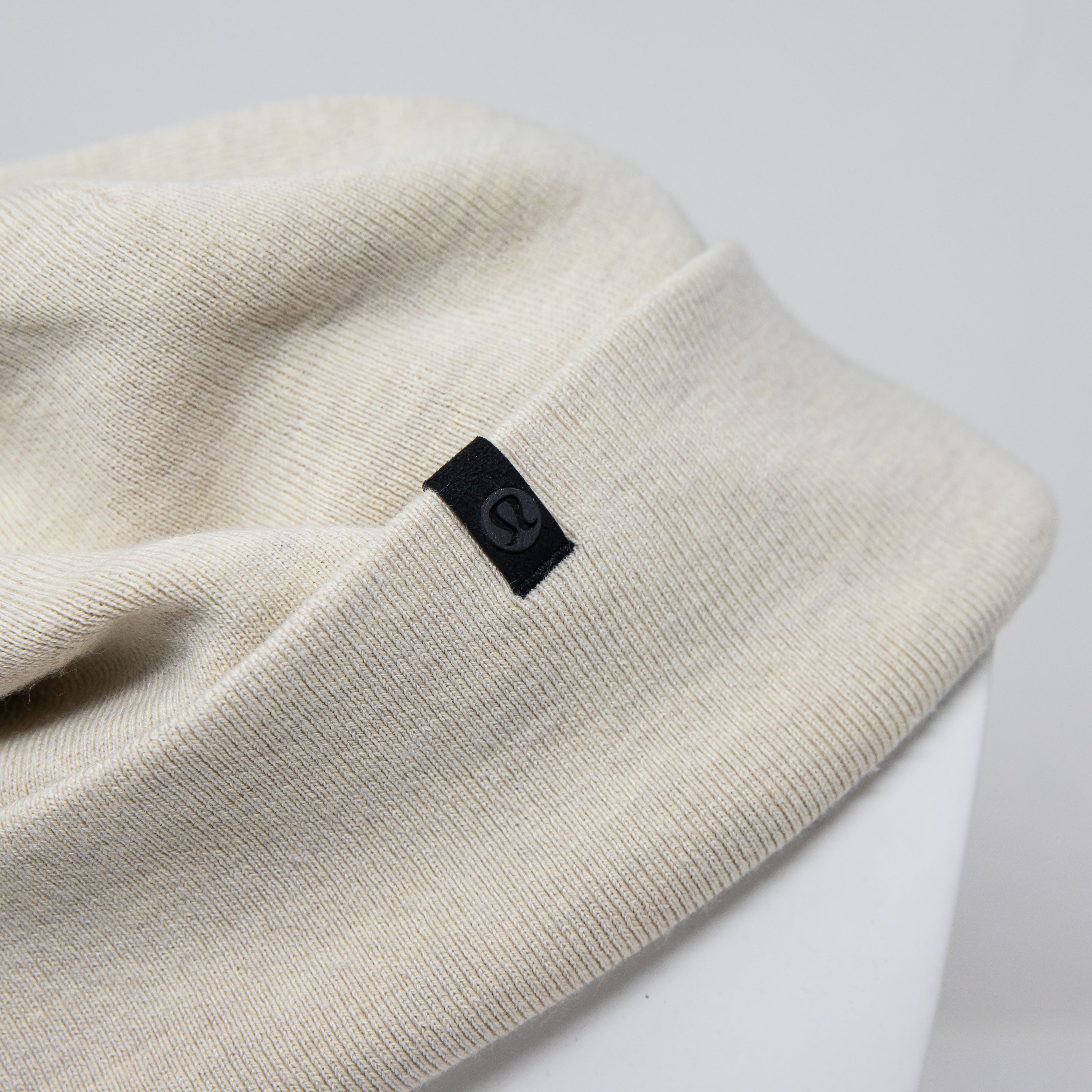 Lululemon Chill Fighter Wool Blend Knit Stretch Beanie Hat White L/XL