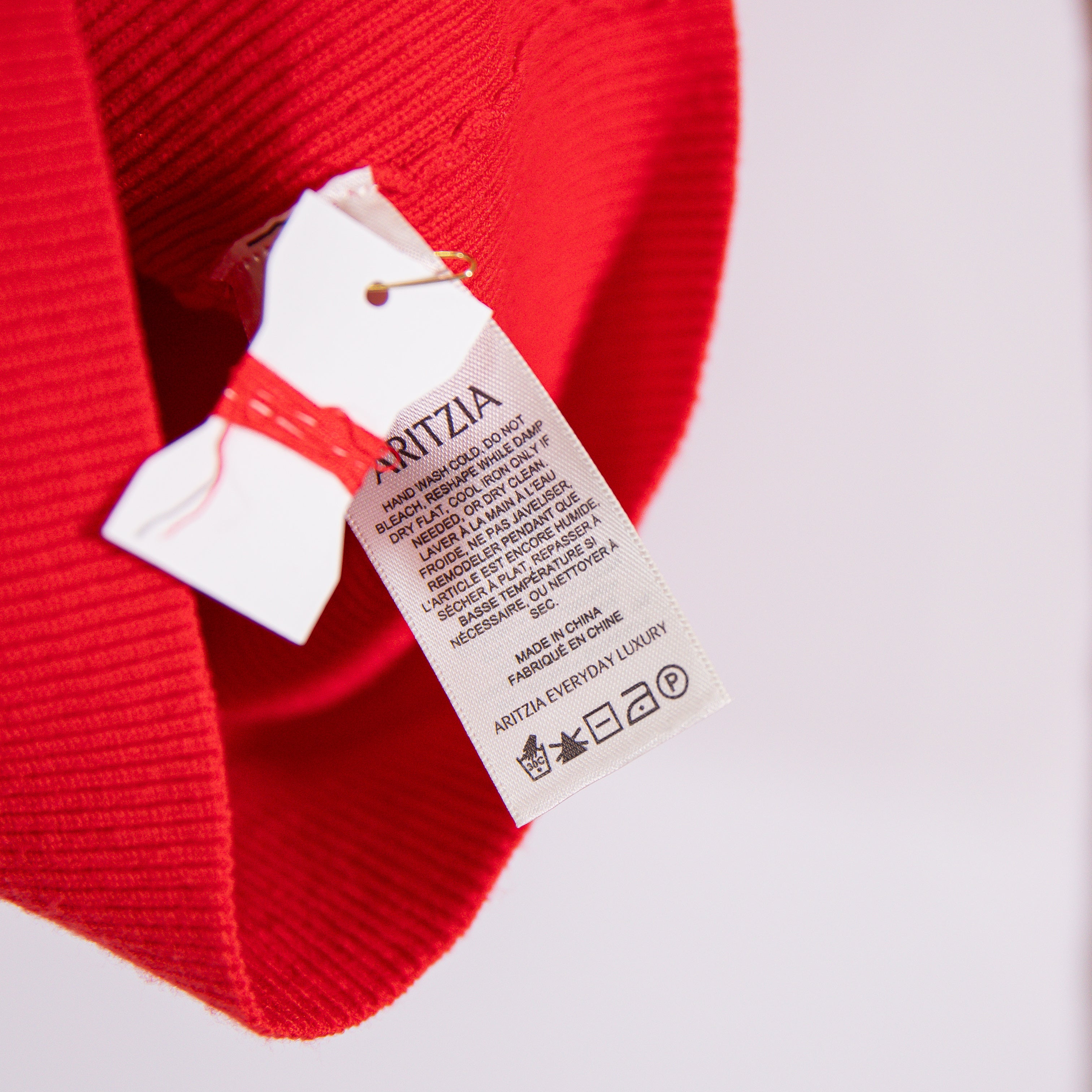 Wilfred Aritzia Nola Soft Ribbed Knit Off The Shoulder Sweater Red XS