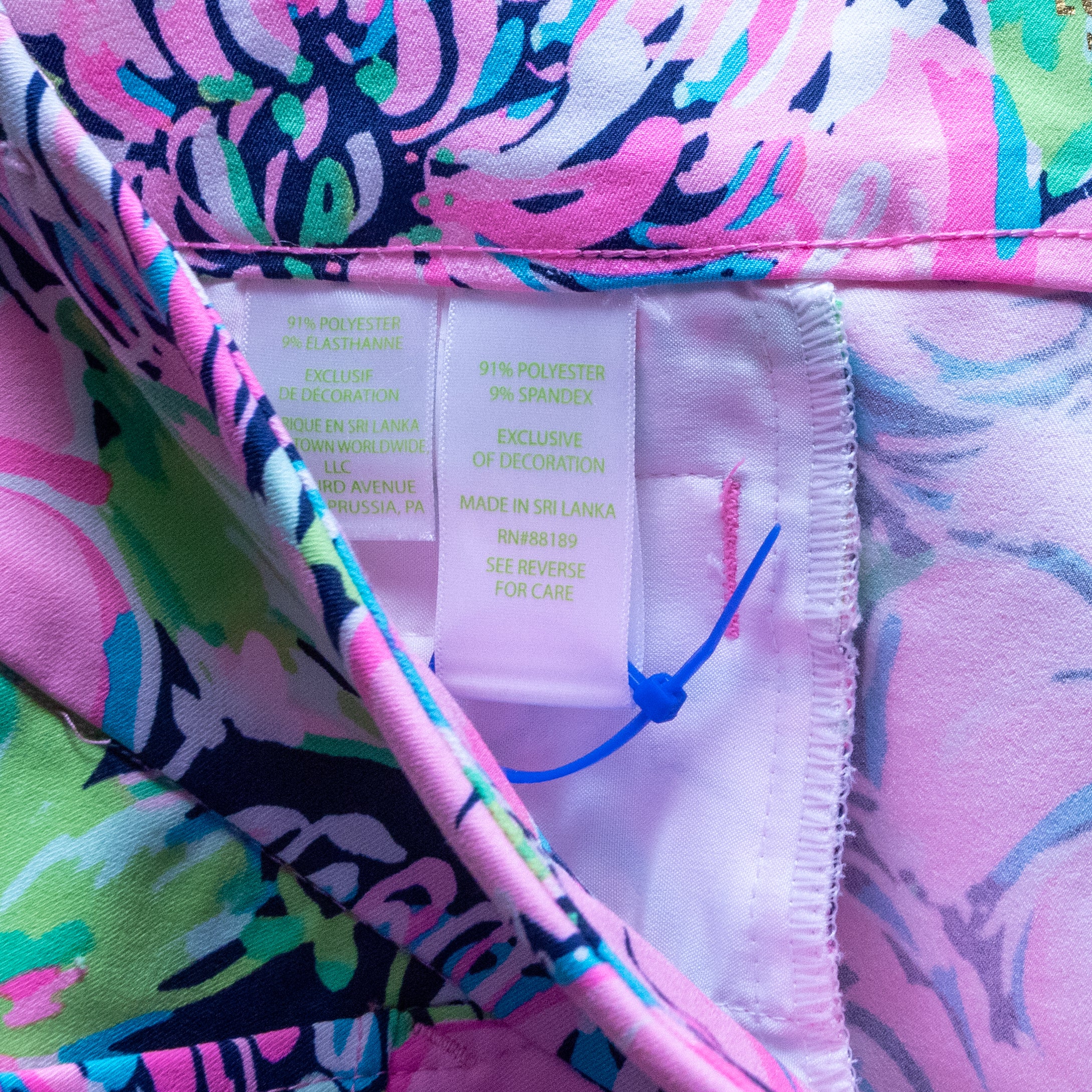 Lilly Pulitzer Luxletic UPF 50 High Tide Navy Tall Order Floral Print Pants 14