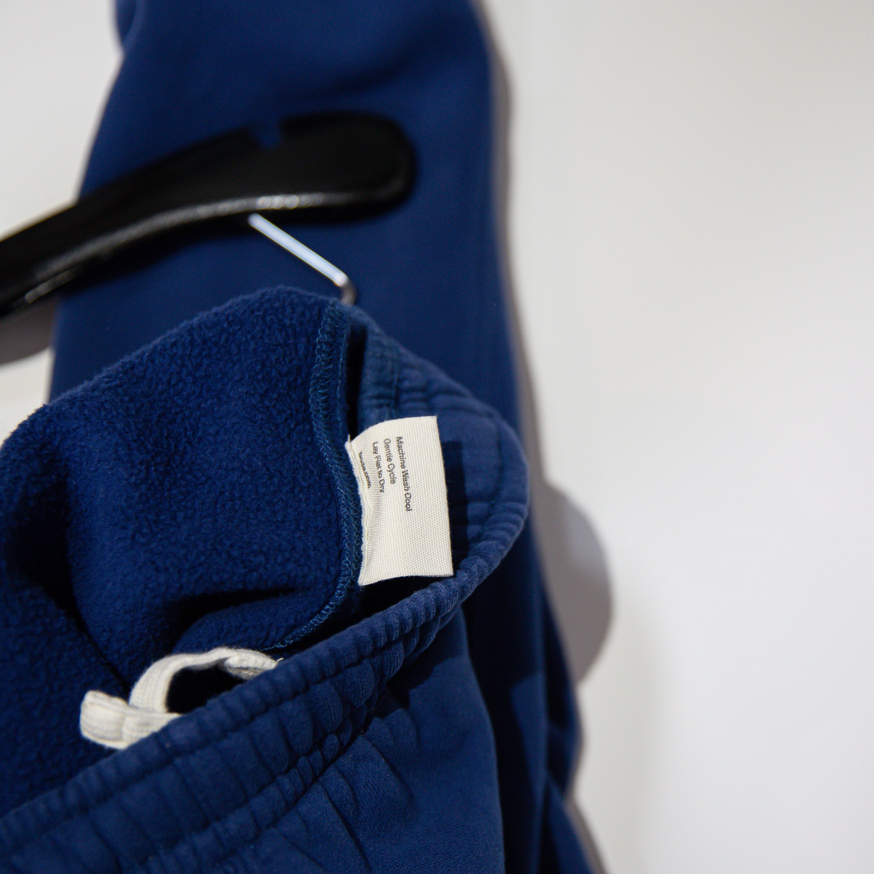 Bode Women's Cotton Fleece Lined Mid Rise Ankle Crop Joggers Pants Navy Blue S