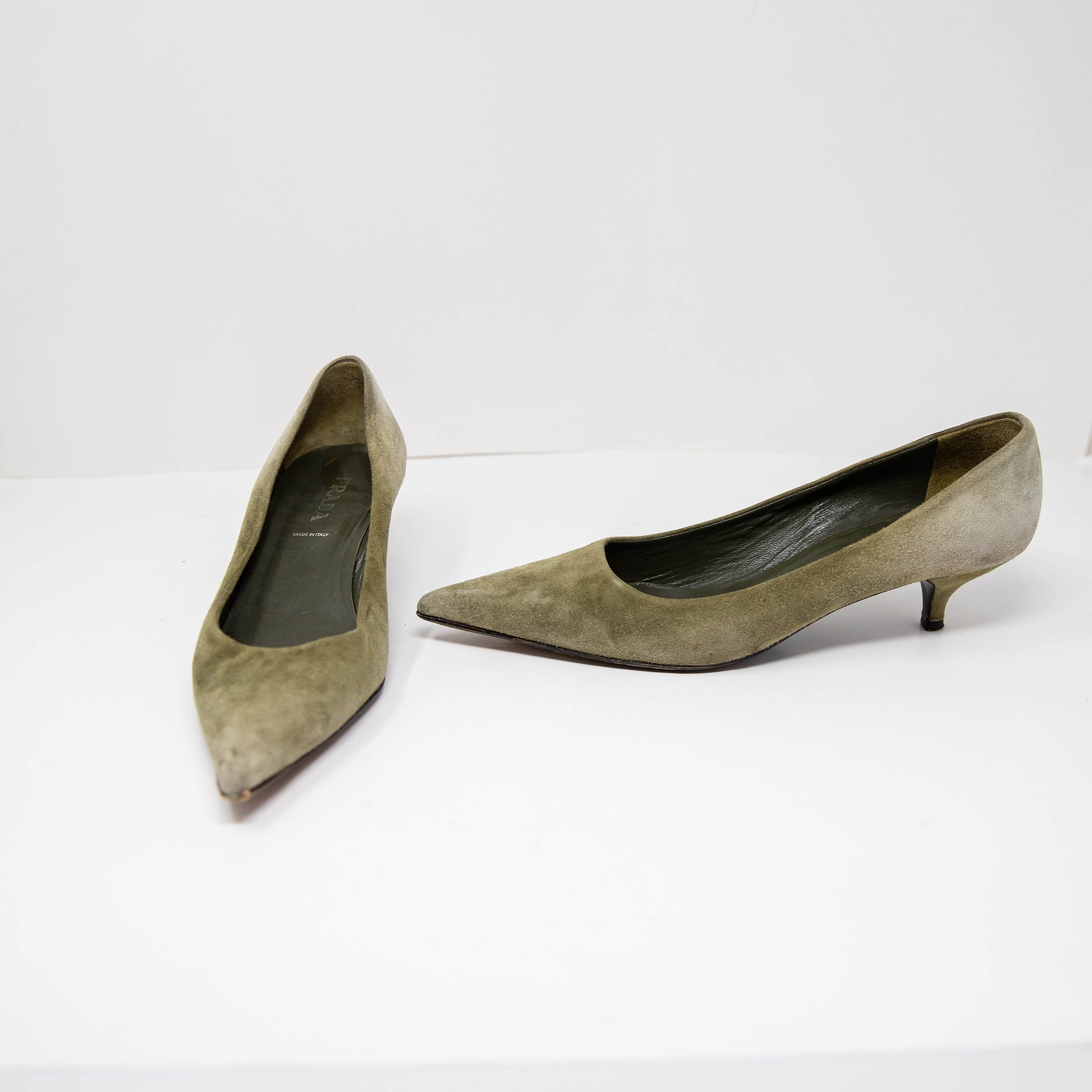 Prada Made In Italy Genuine Suede Slip On Pointed Toe Kitten Heel Shoes Gray 40