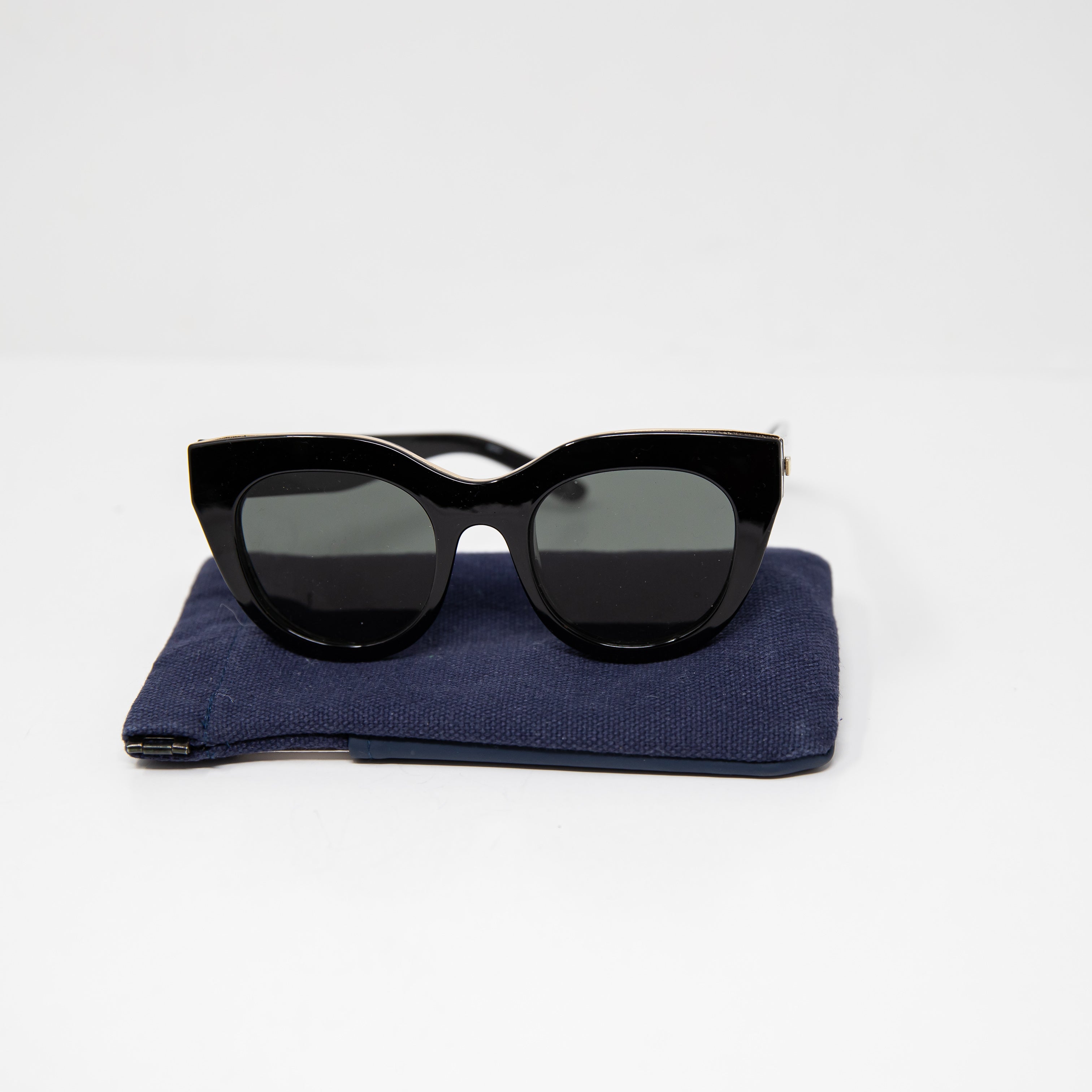 Le Specs Air Heart Oversized Cat Eye Full Rim Plastic Frame Sunglasses Black