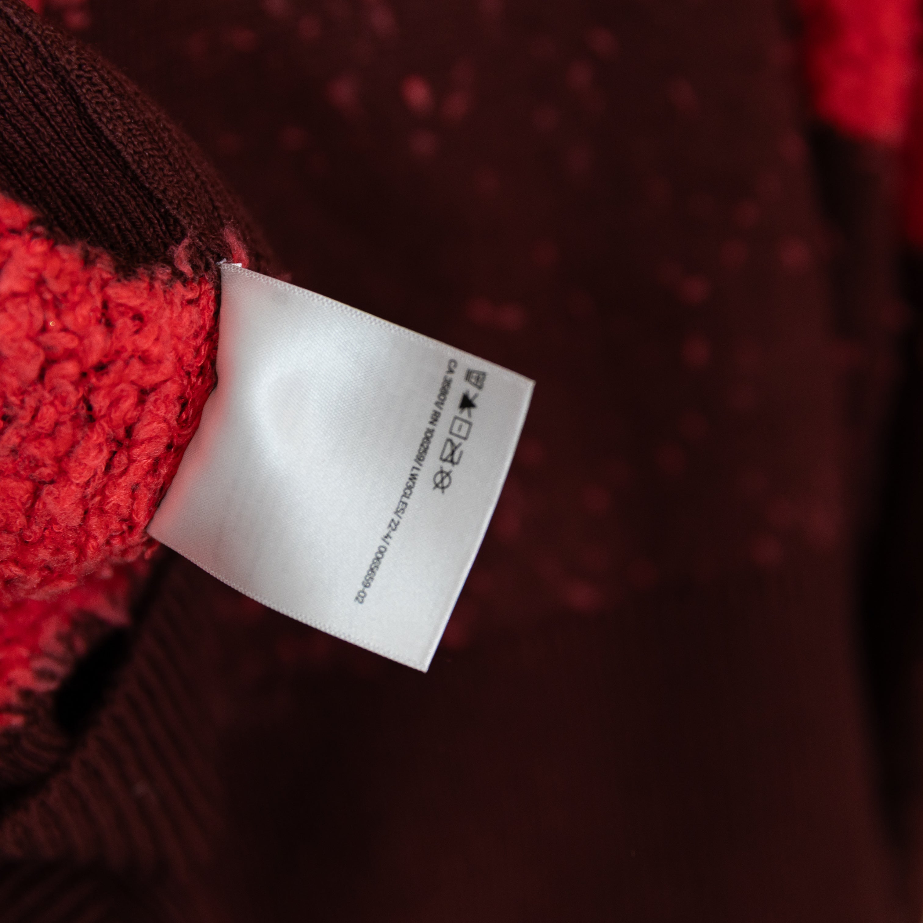 Lululemon Women's Ombre Knit Textured Turtleneck Red Merlot Carnation Sweater 8
