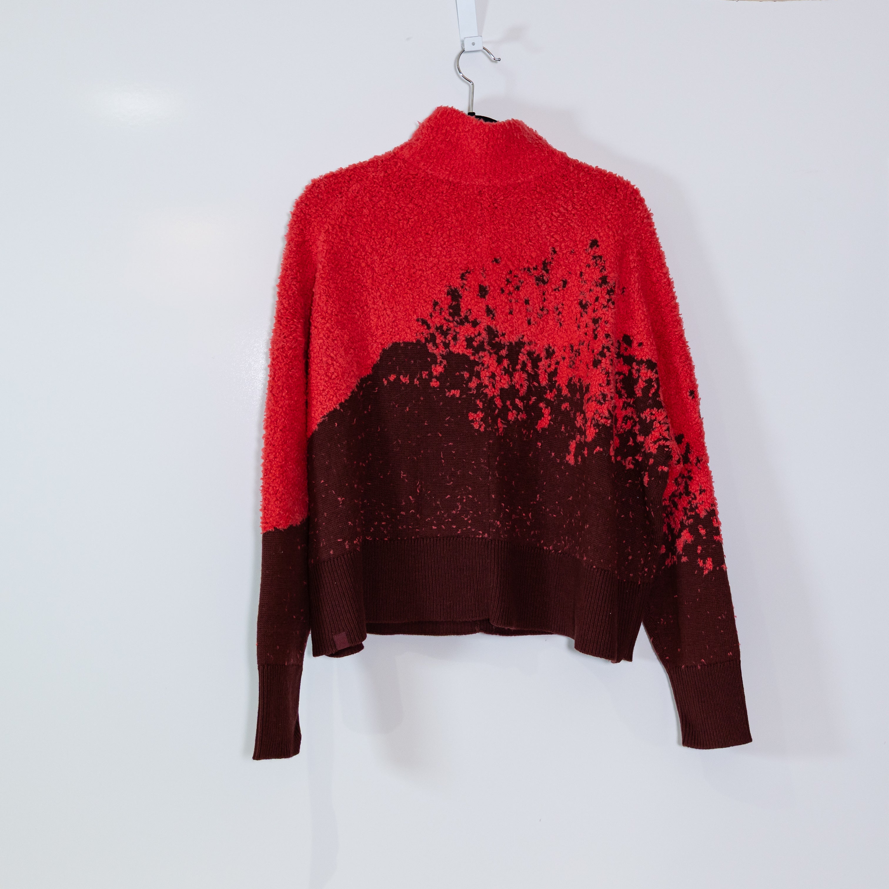 Lululemon Women's Ombre Knit Textured Turtleneck Red Merlot Carnation Sweater 8